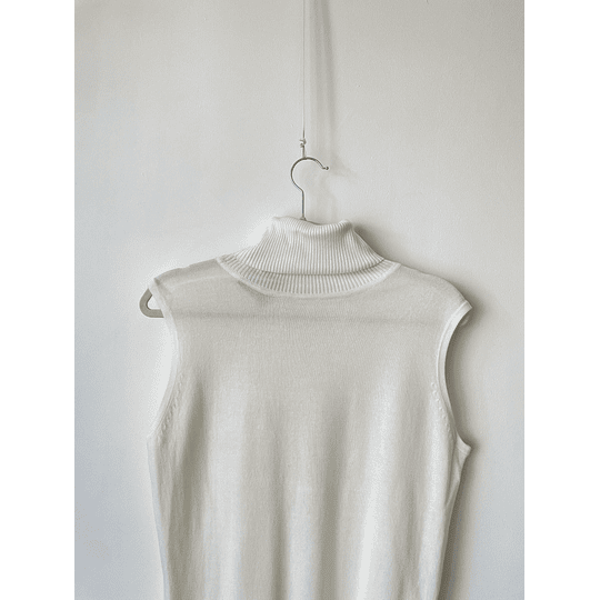 Polera tortuga. Talla: L