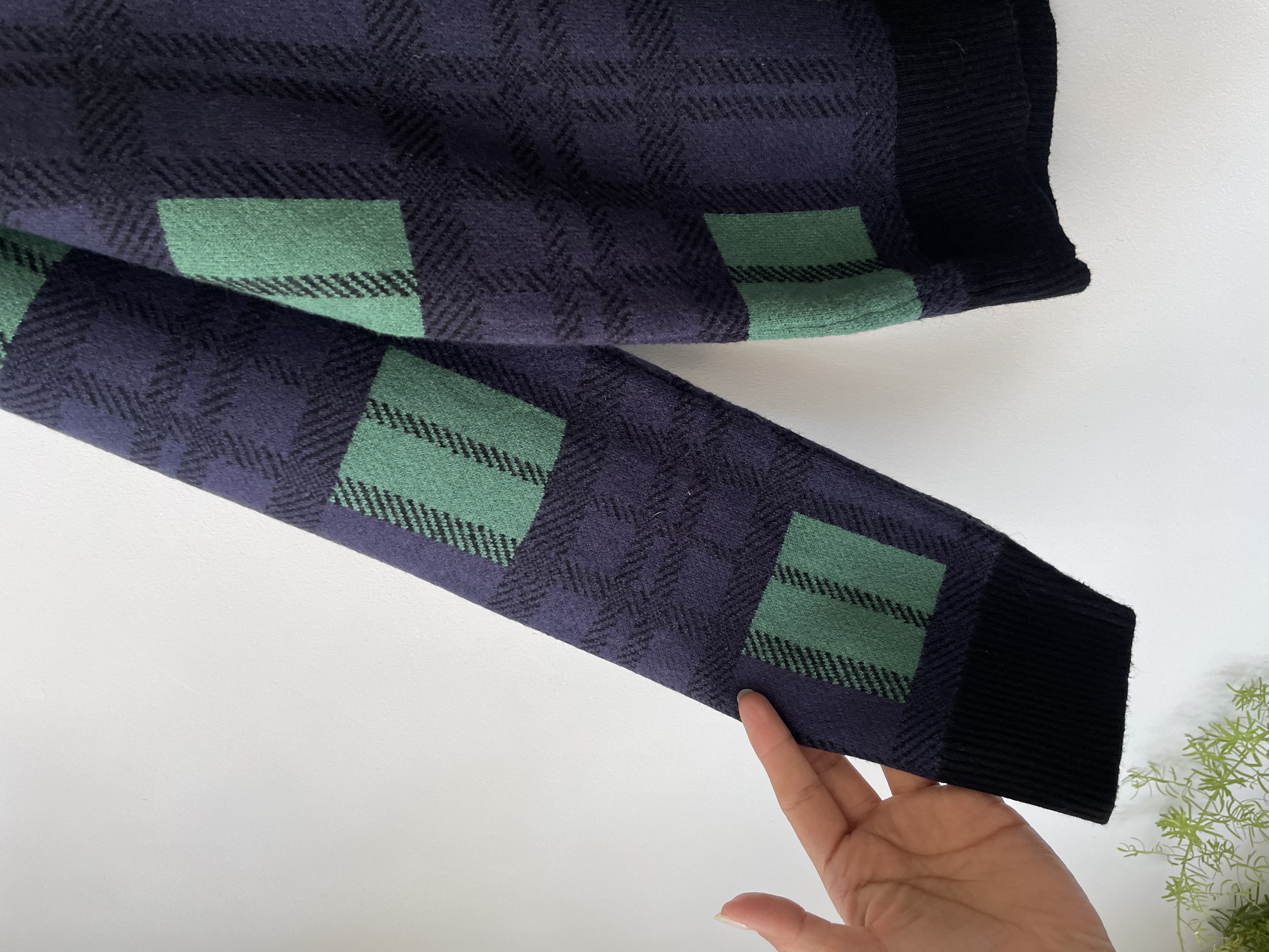 Sweater tartá. Talla: S/M 3