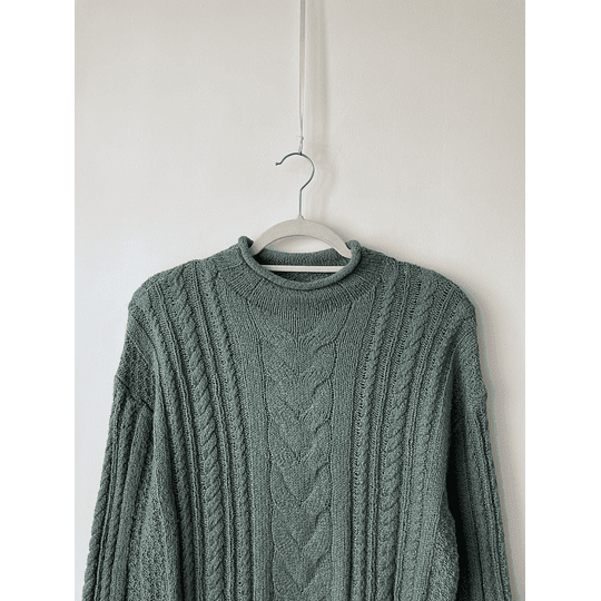 Sweater verde. Talla: S holgado