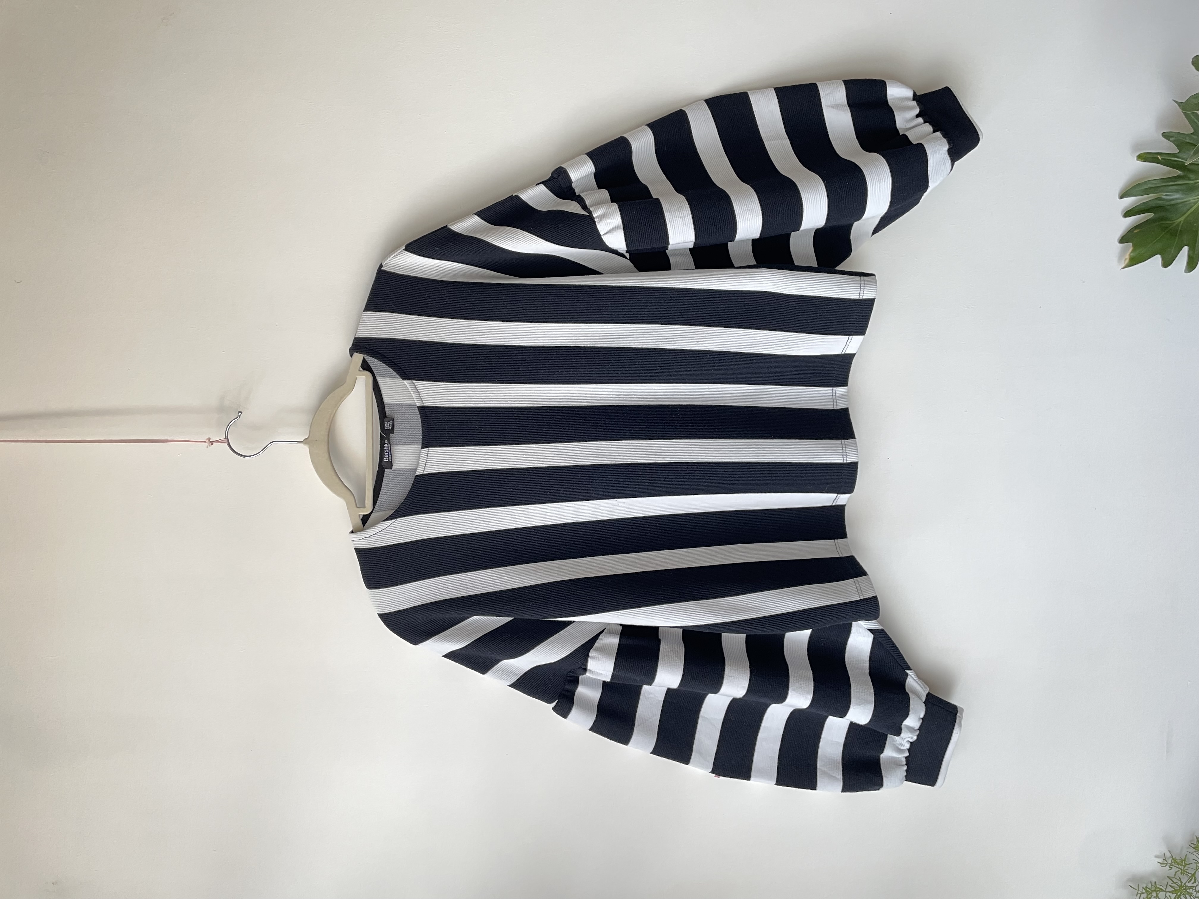 Sweater líneas. Talla: S oversized 1