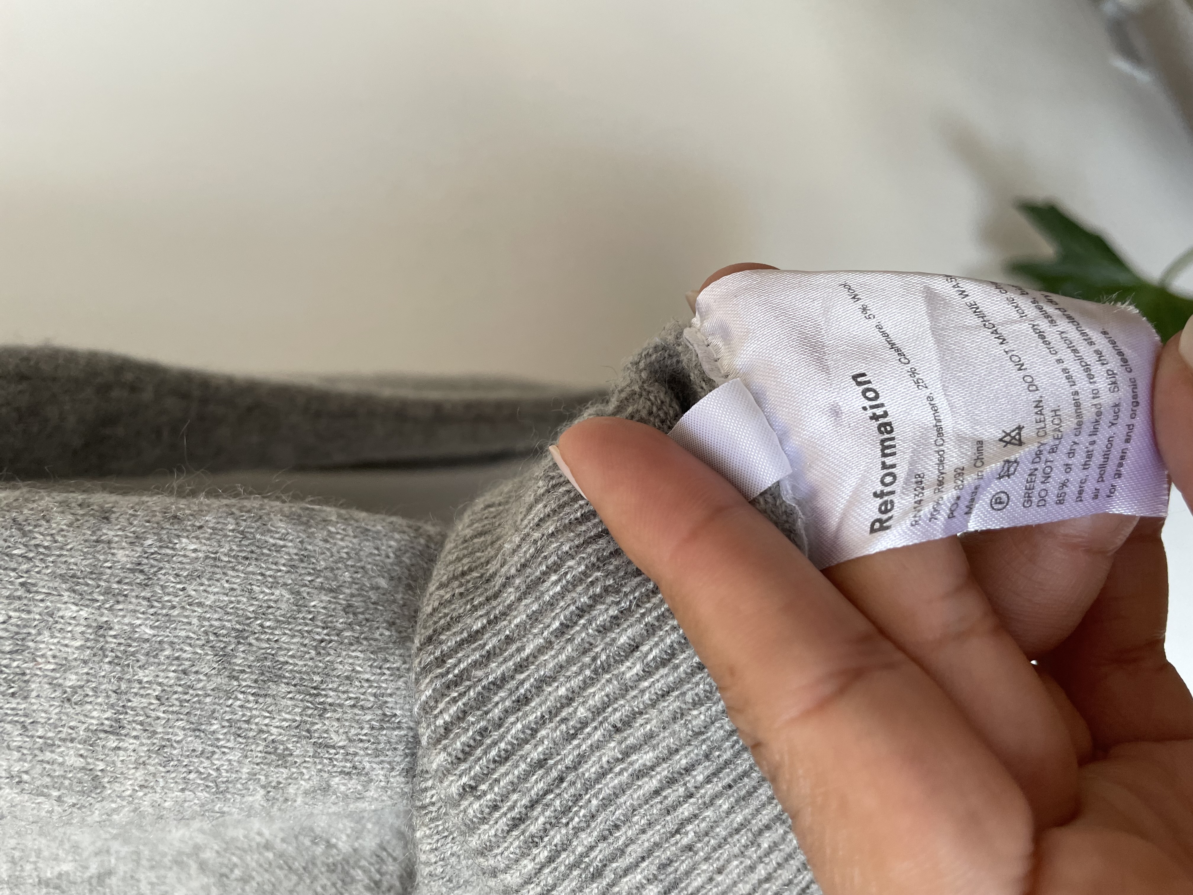 Sweater cachemir gris. Talla: S 3