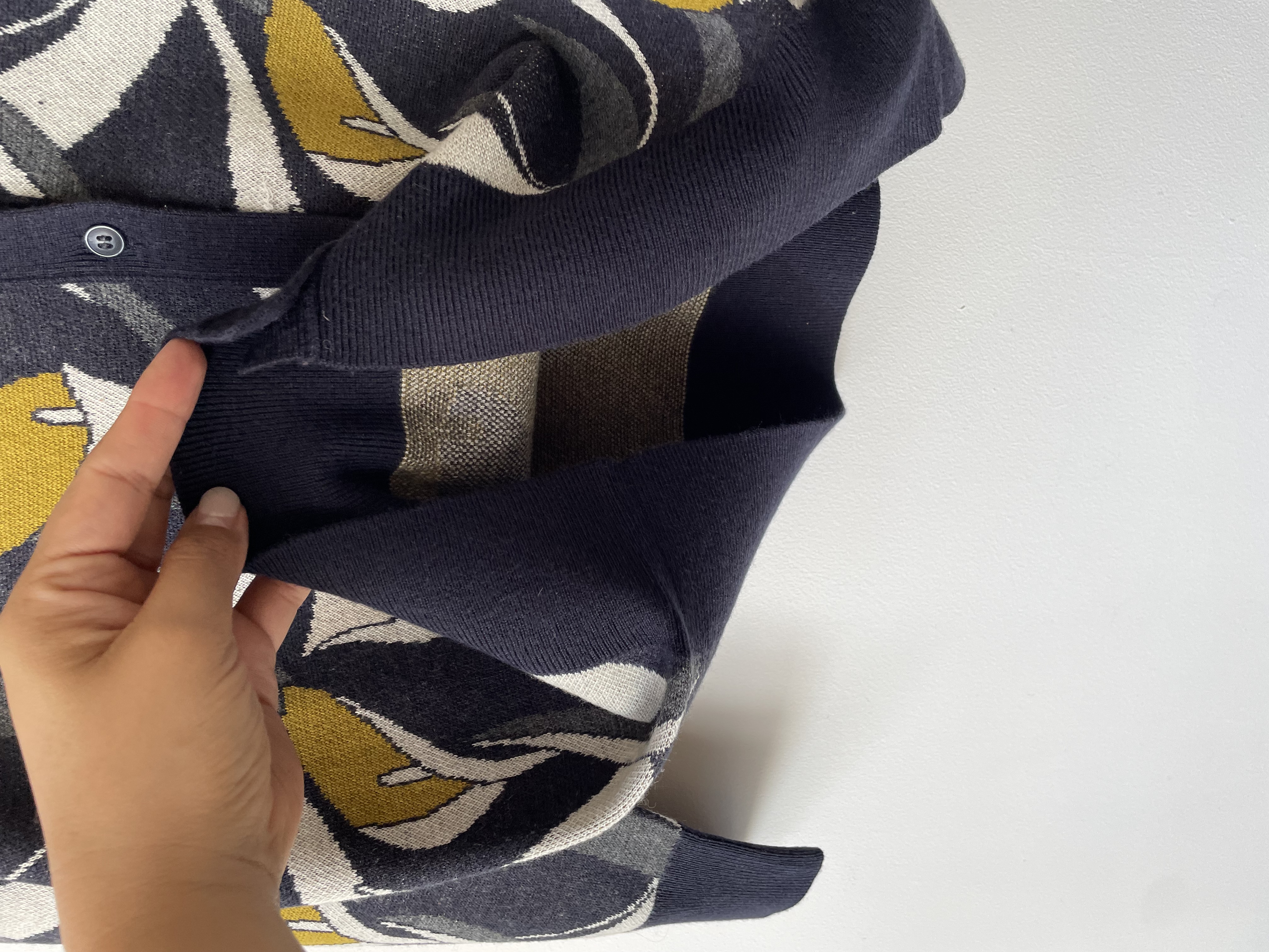 Cardigan calas. Talla: L chico (m) 3