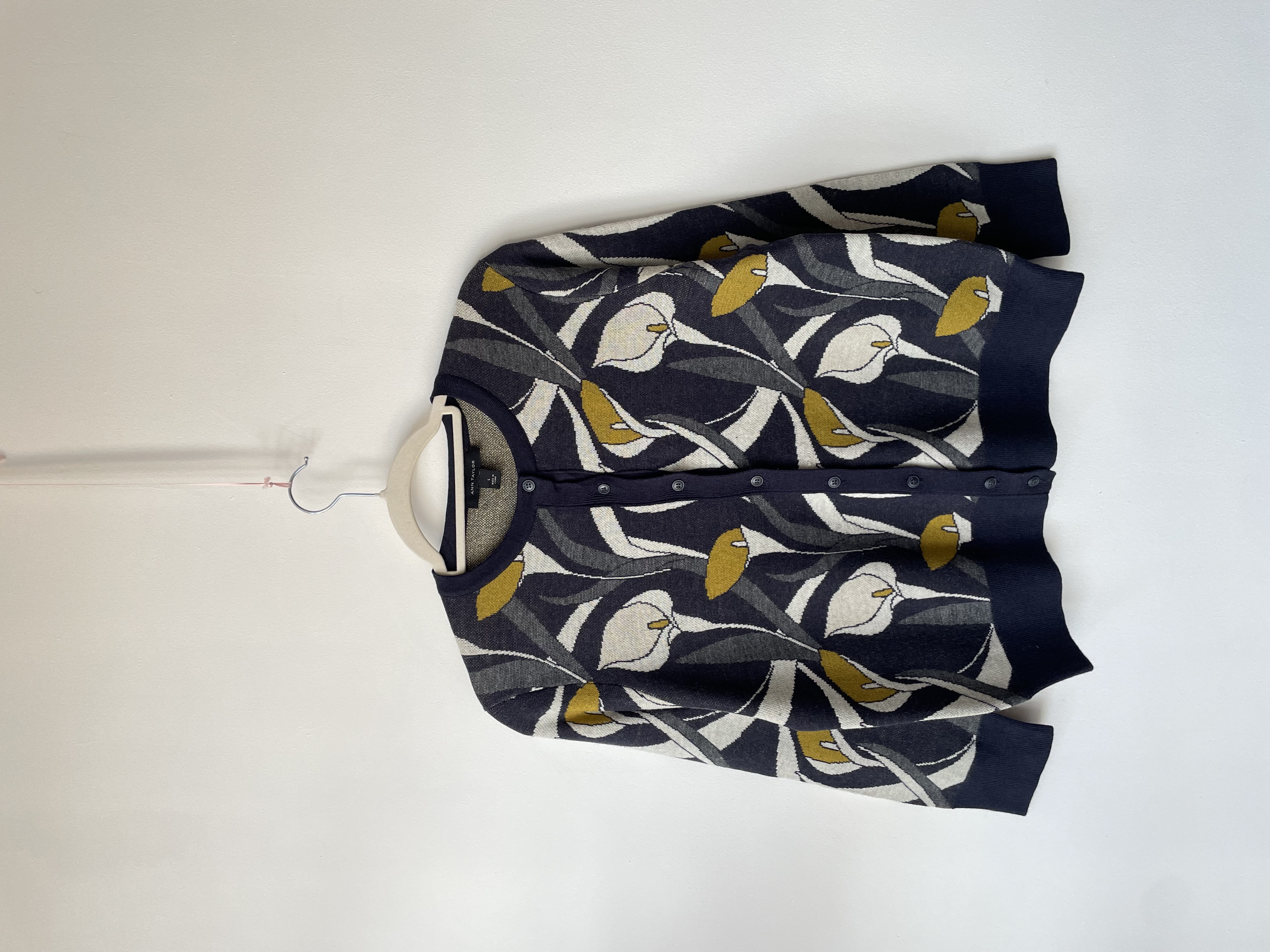 Cardigan calas. Talla: L chico (m) 1