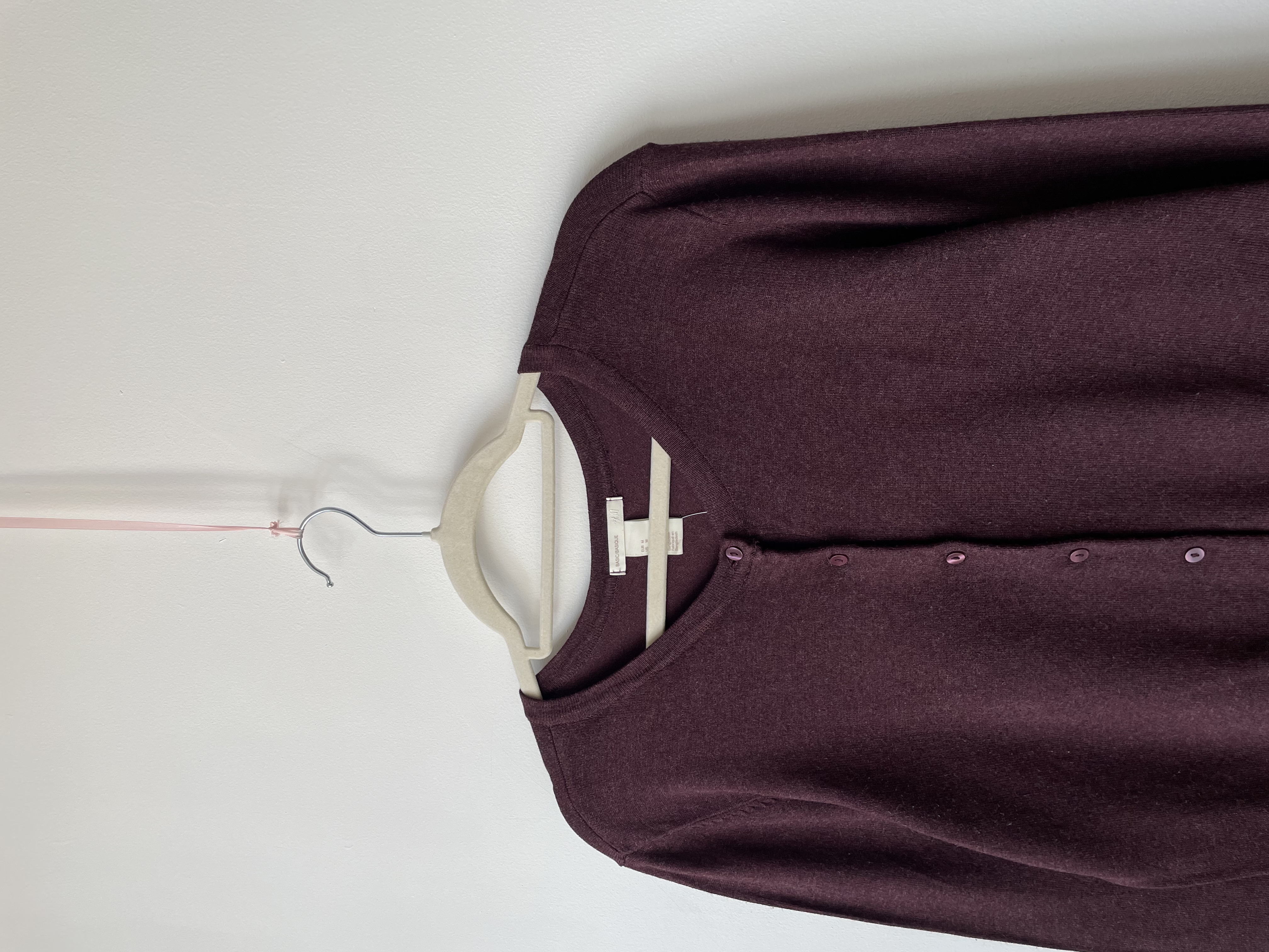 Cardigan burdeo. Talla: M 2