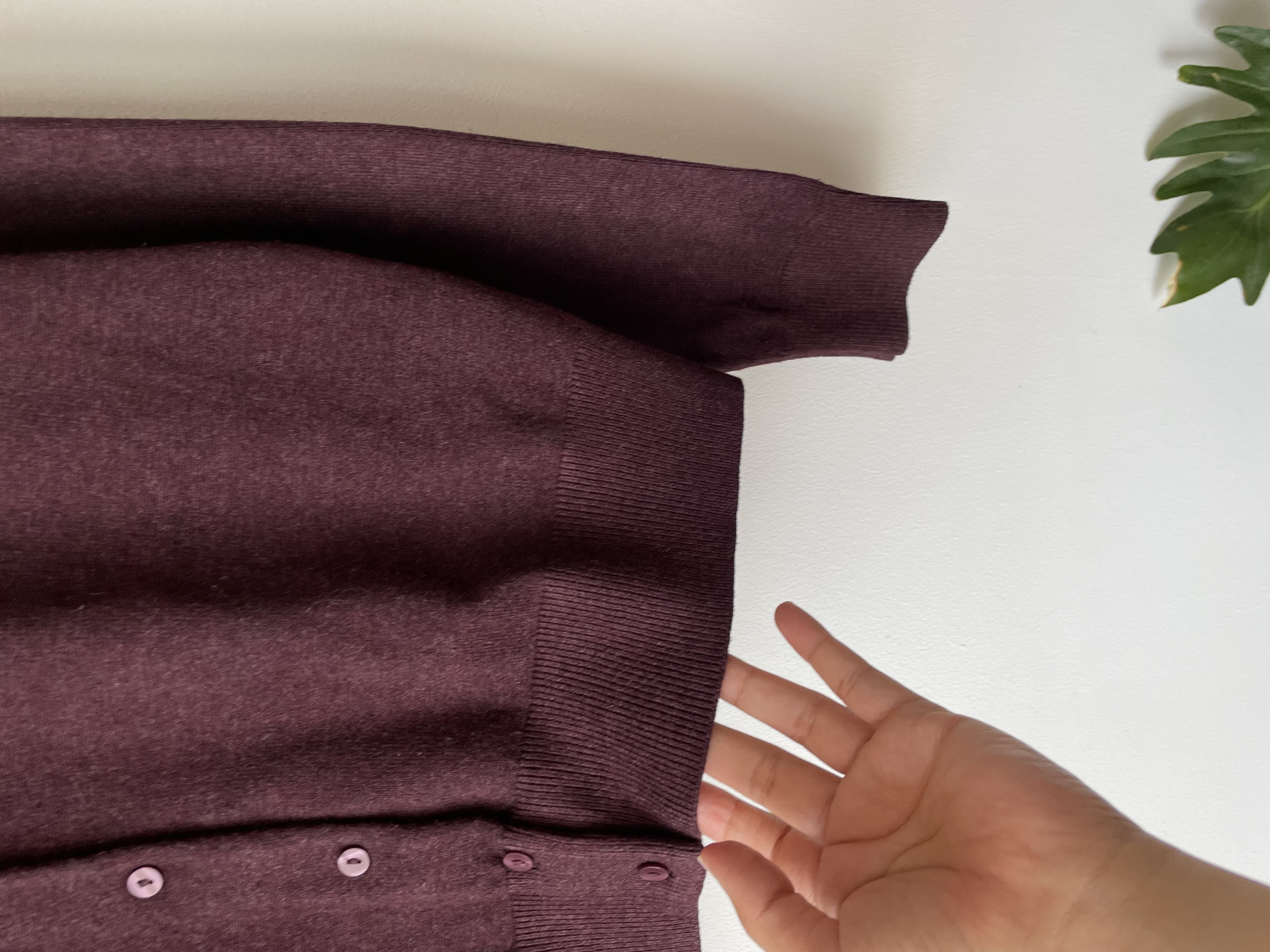 Cardigan burdeo. Talla: M 3