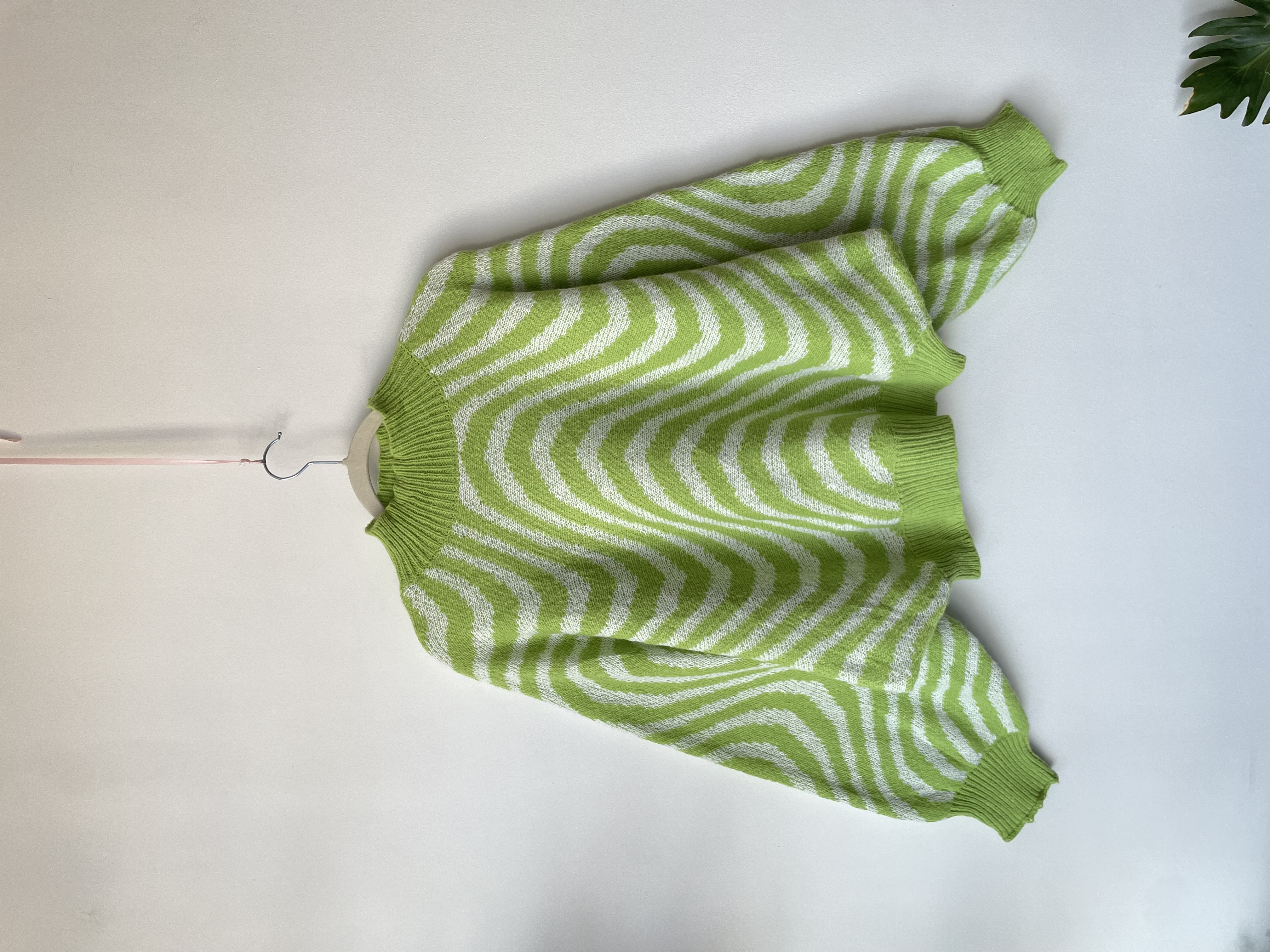 Sweater formas. Talla: M oversized 1