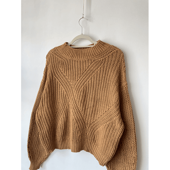 Sweater camel. Talle. XL