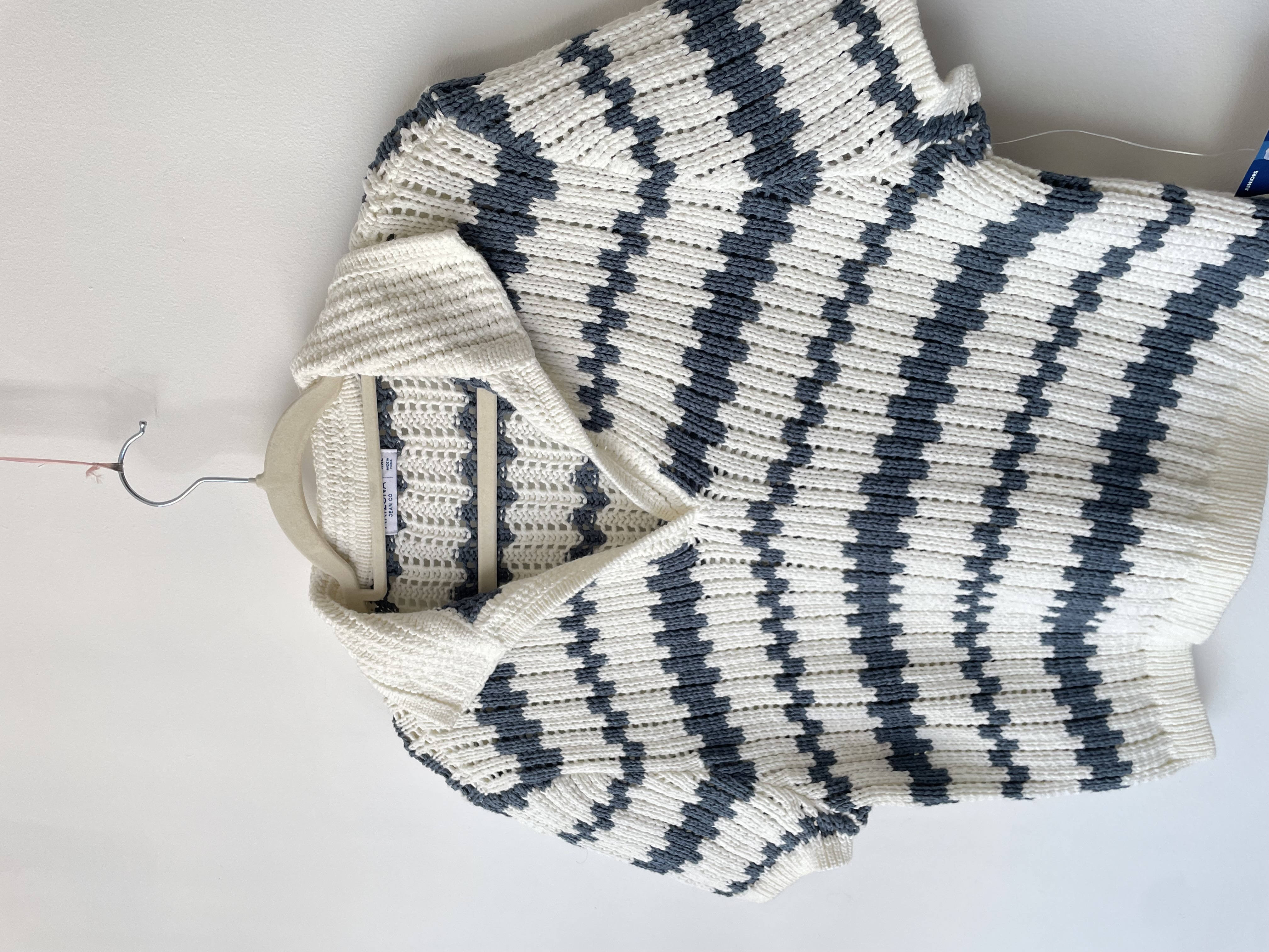 Polera rayada. Talla: 2XL niña (m)  2