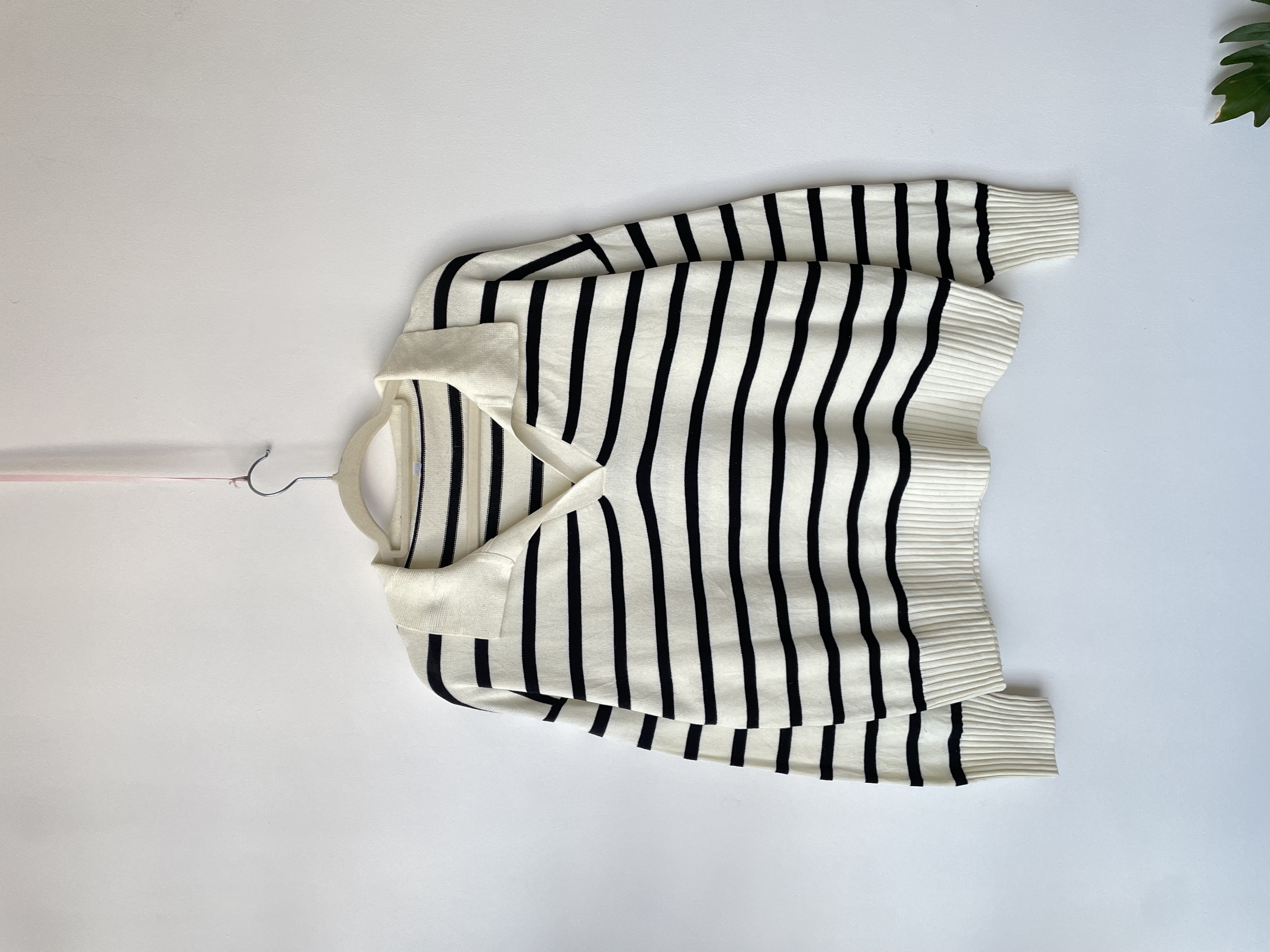 Sweater navy. Talla: M holgado 1