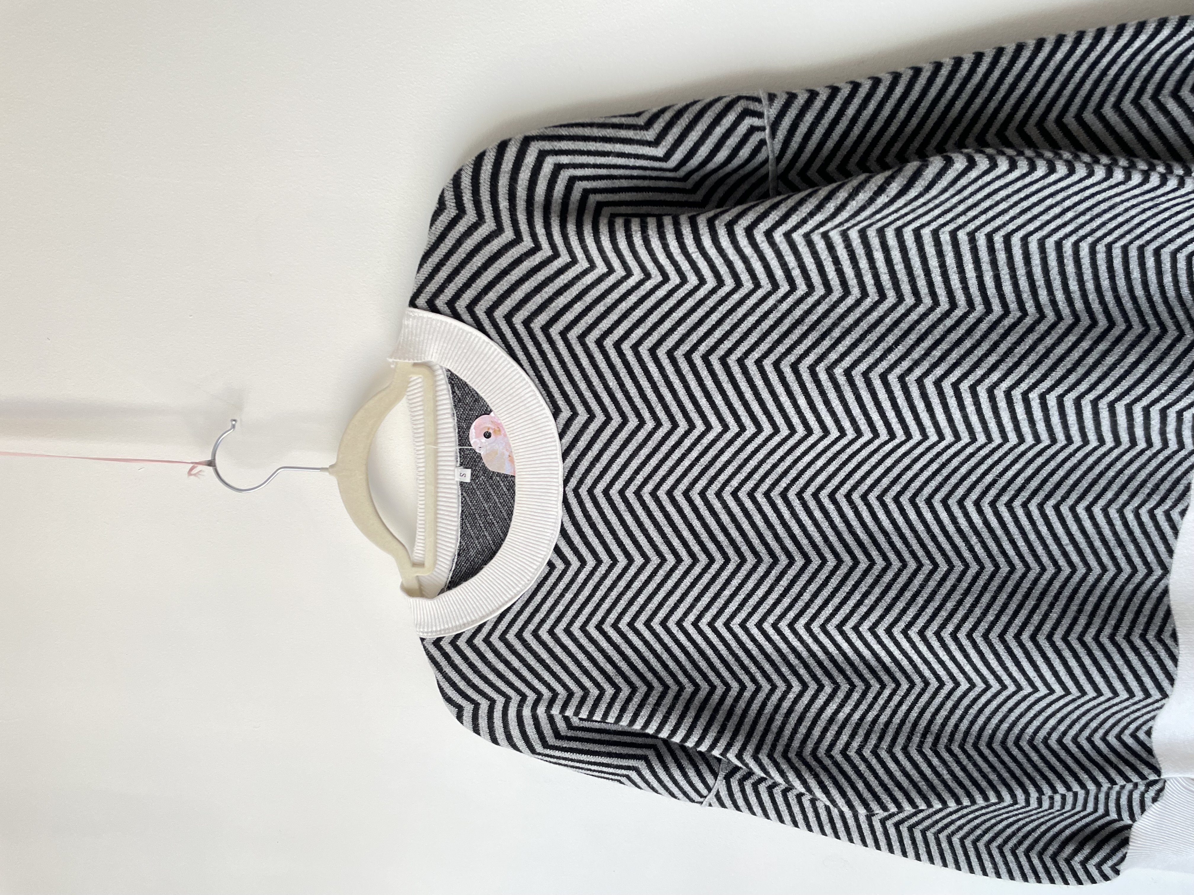 Sweater Chevron. Talla: S holgado 2