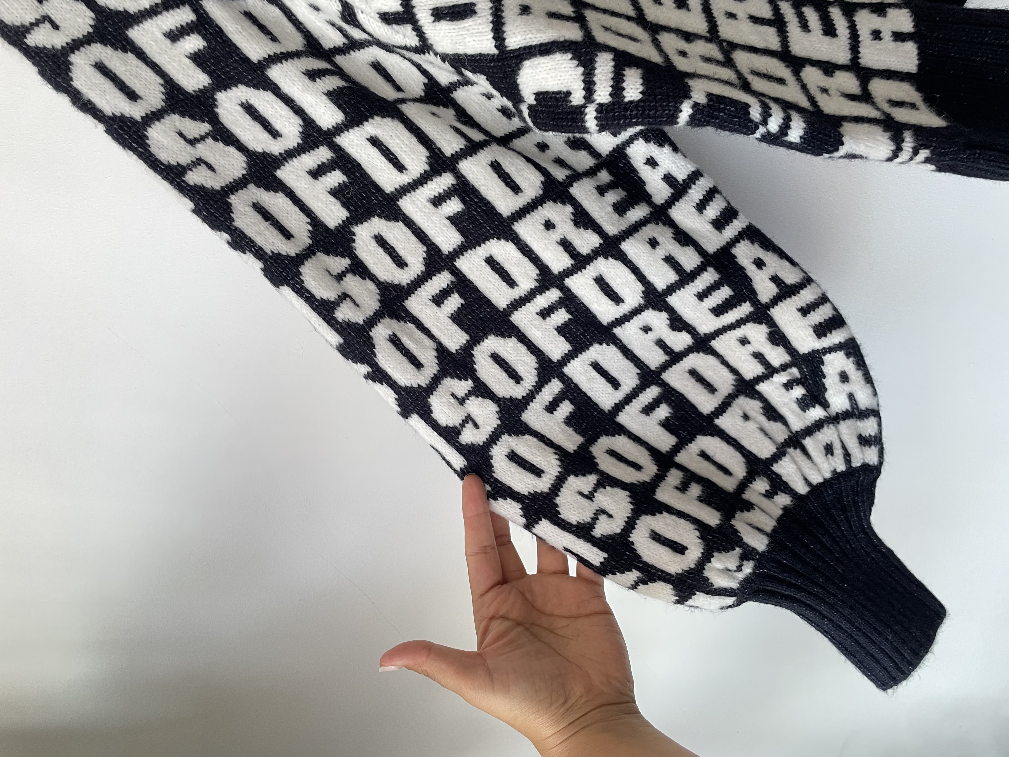 Sweater Dream Of. Talla: S oversized 4