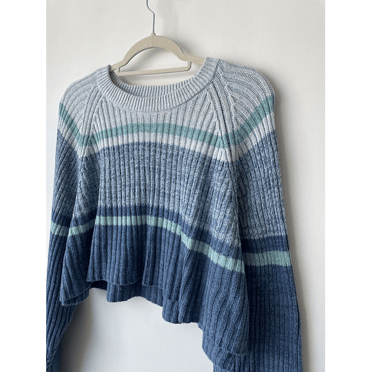 Sweater crop. Talla: M oversized