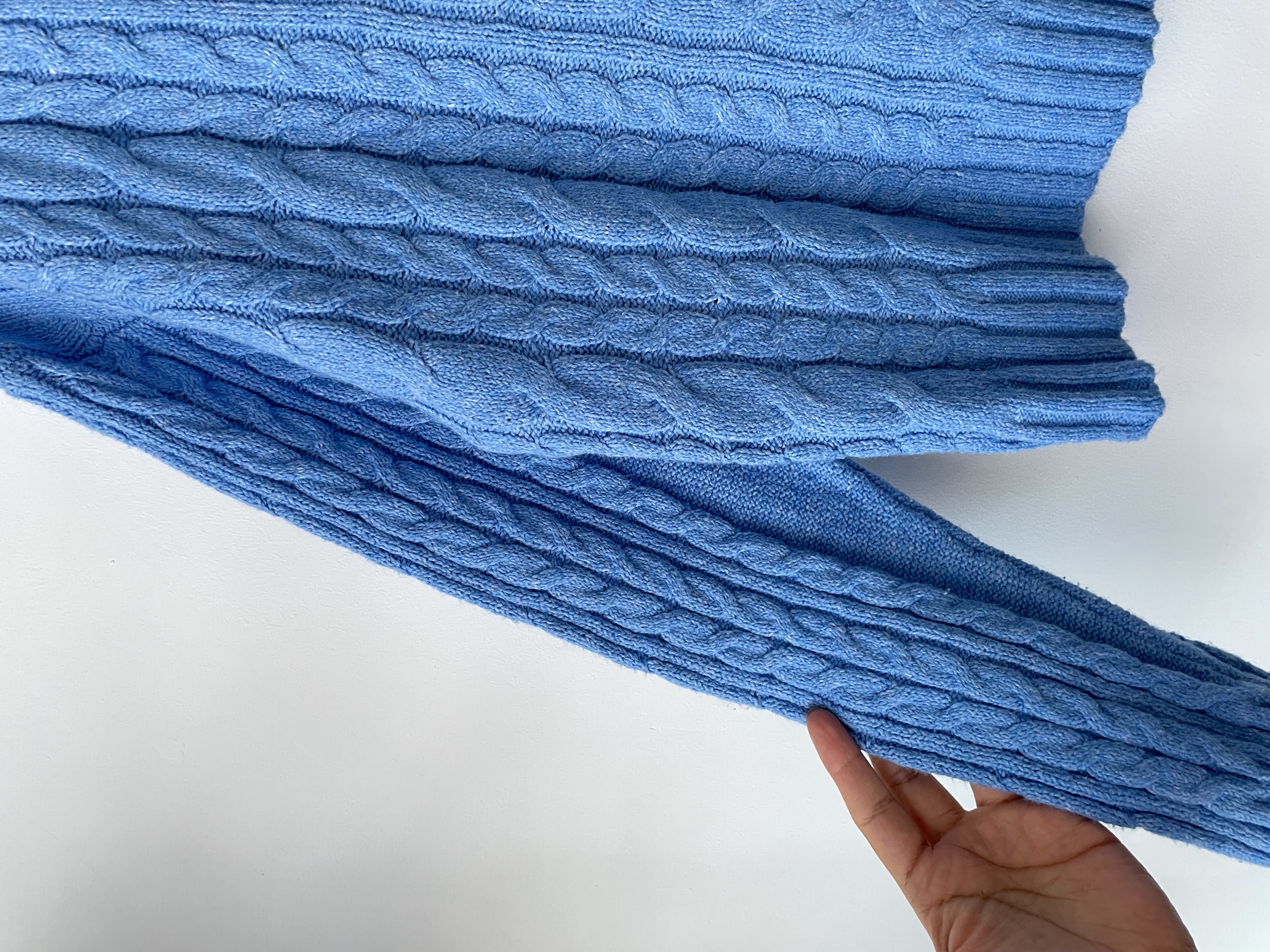 Cardigan trenzado. Talla: L 2