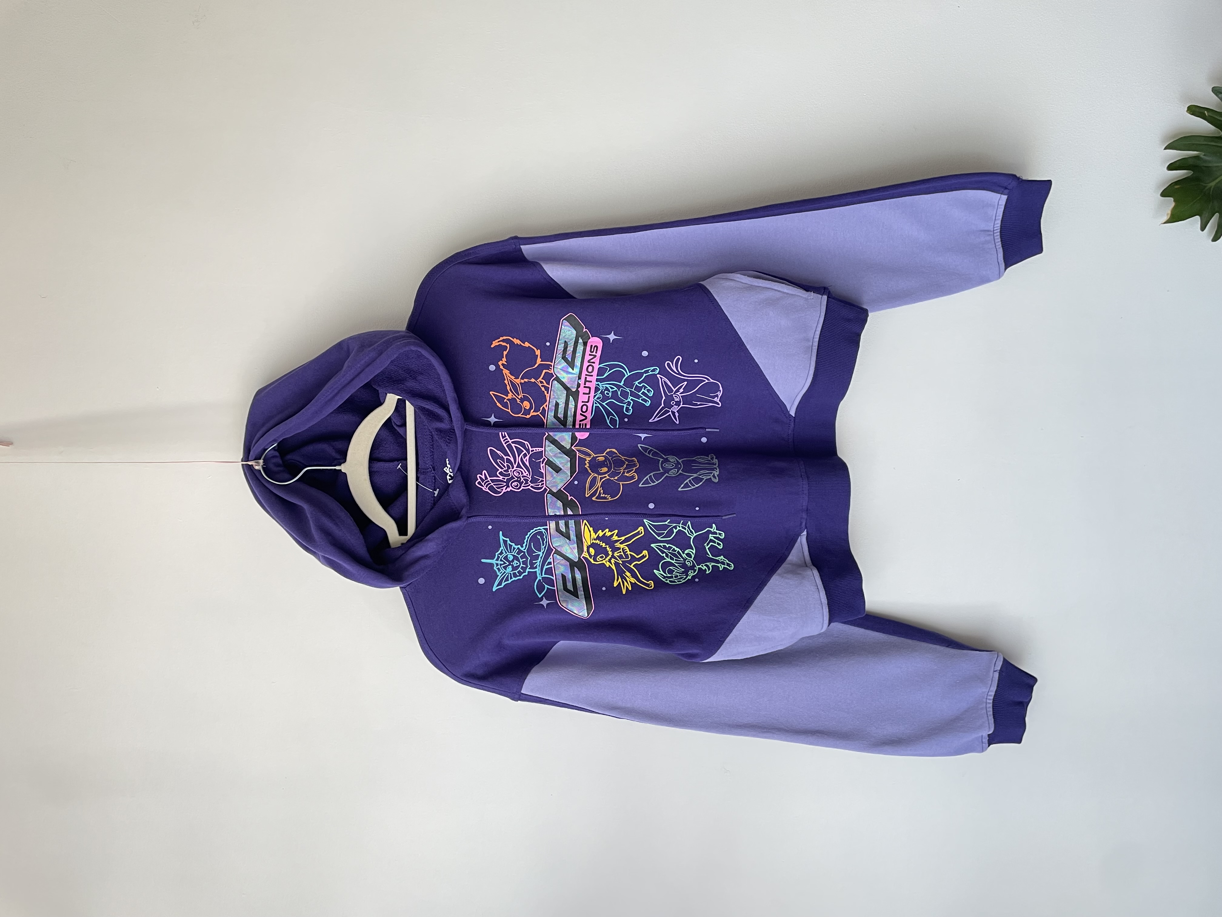 Polerones pokemon. eevee Talla: S/M 1