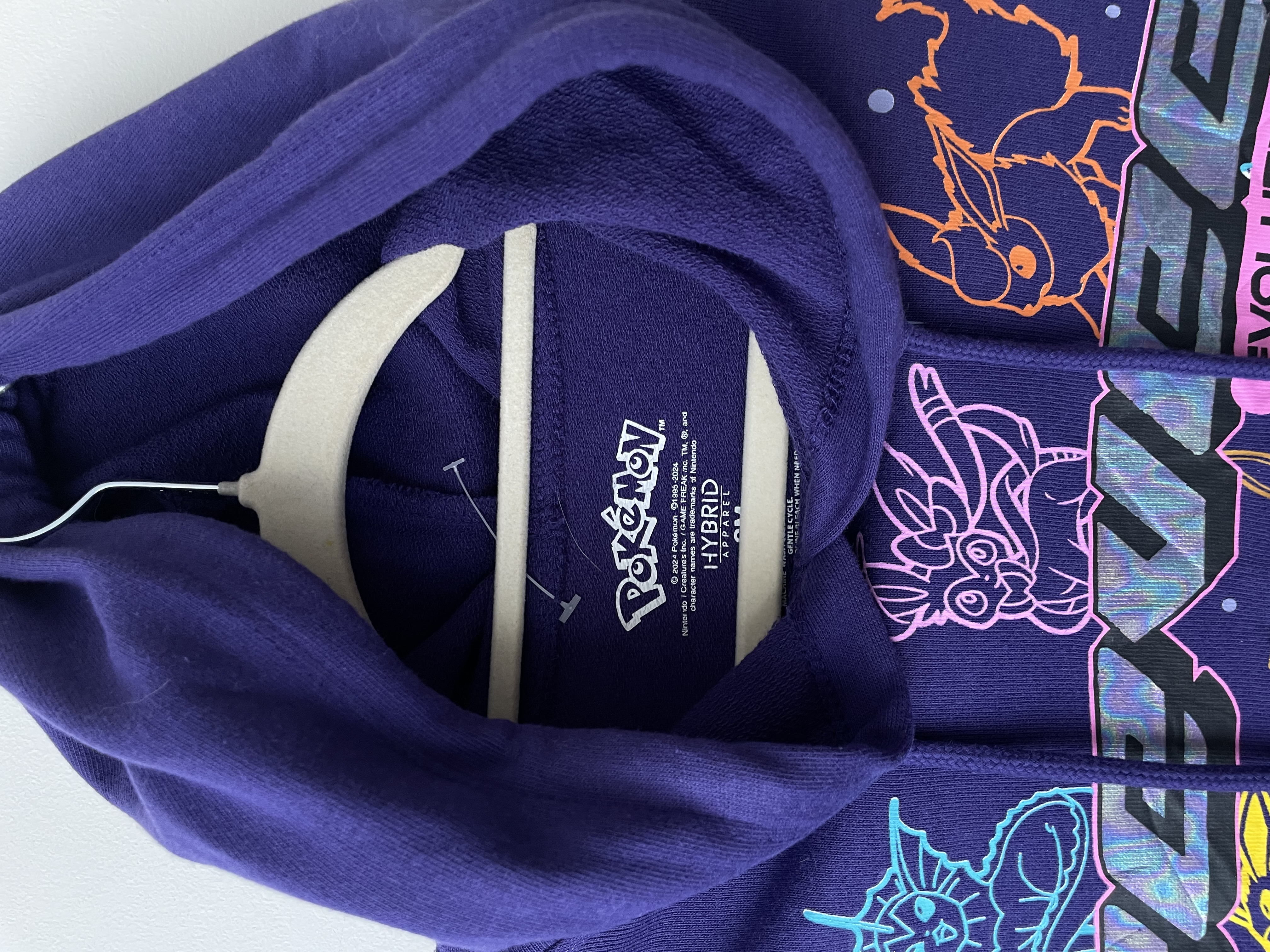 Polerones pokemon. eevee Talla: S/M 5