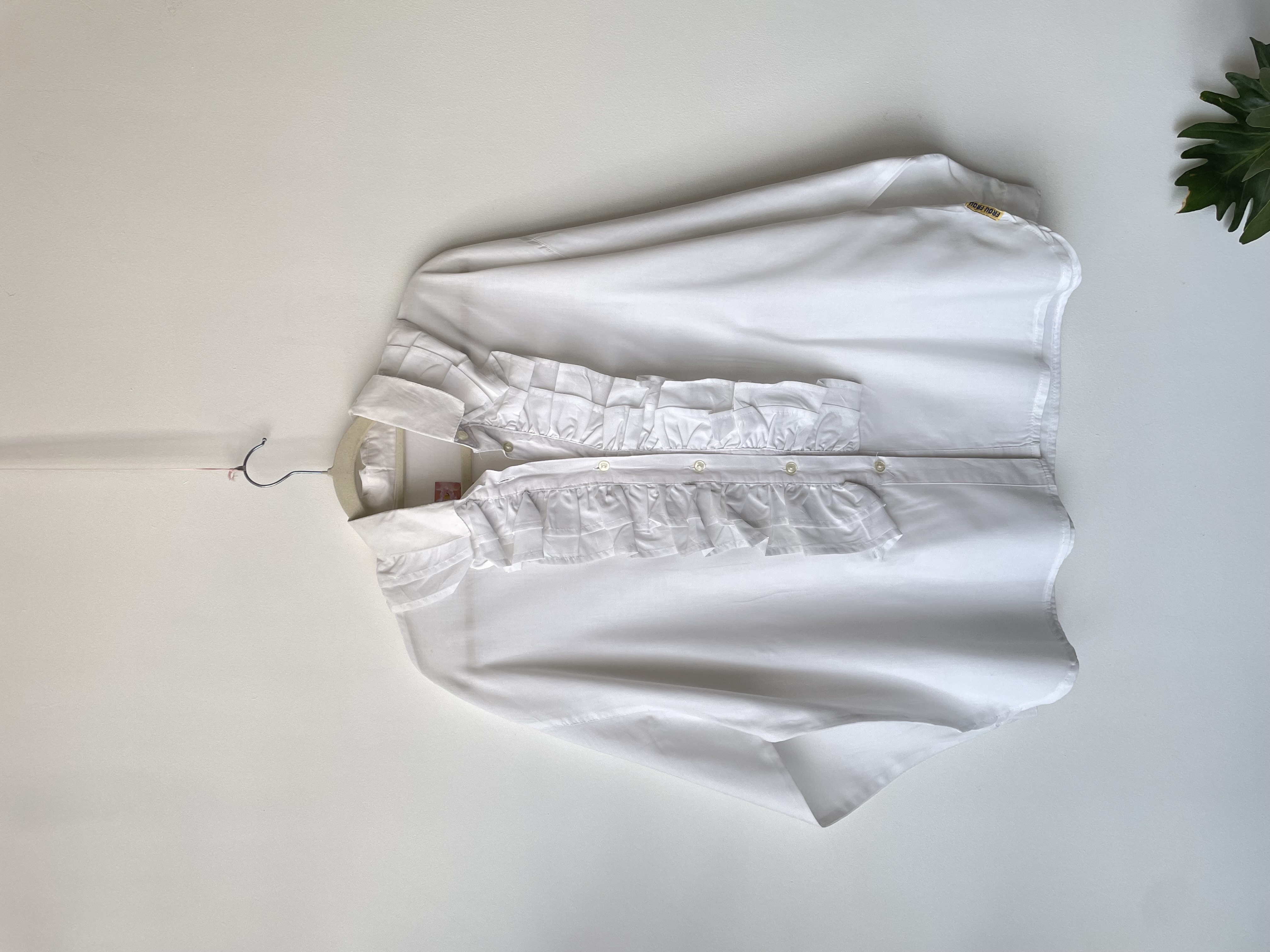 Blusa vuelos. Talla: 44 (2xl)  1