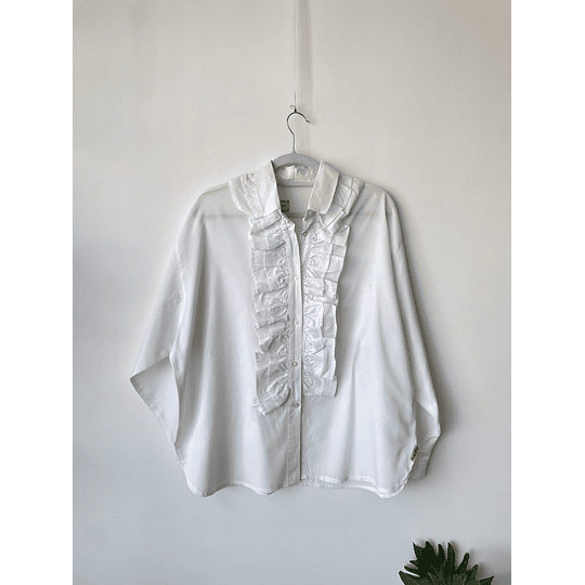 Blusa vuelos. Talla: 44 (2xl) 