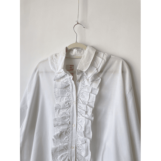 Blusa vuelos. Talla: 44 (2xl) 