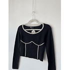 Camiseta negra. Talla: L chica (M)  2