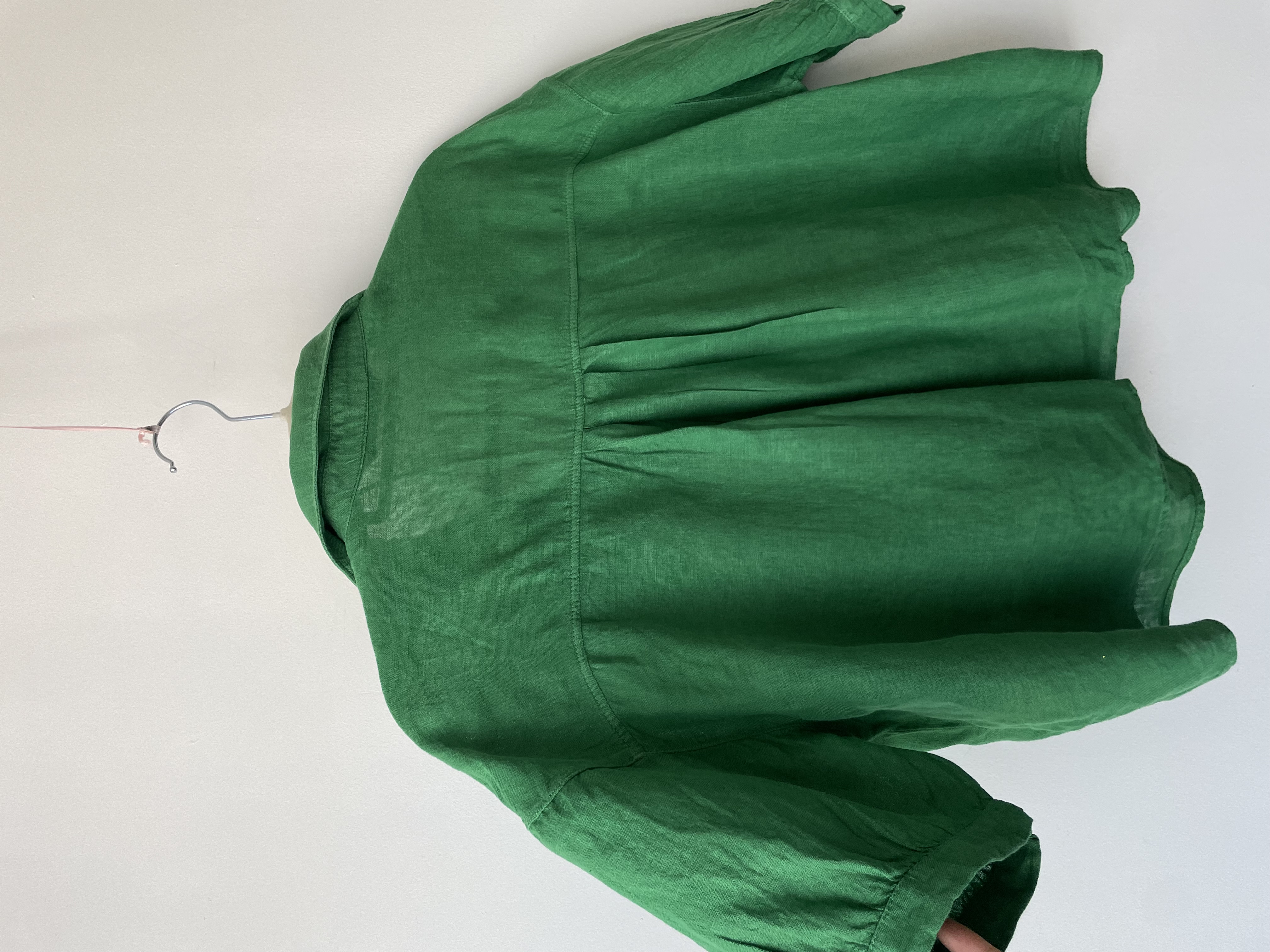 Blusa verde lino. Talla: XS oversized (S/M) 4