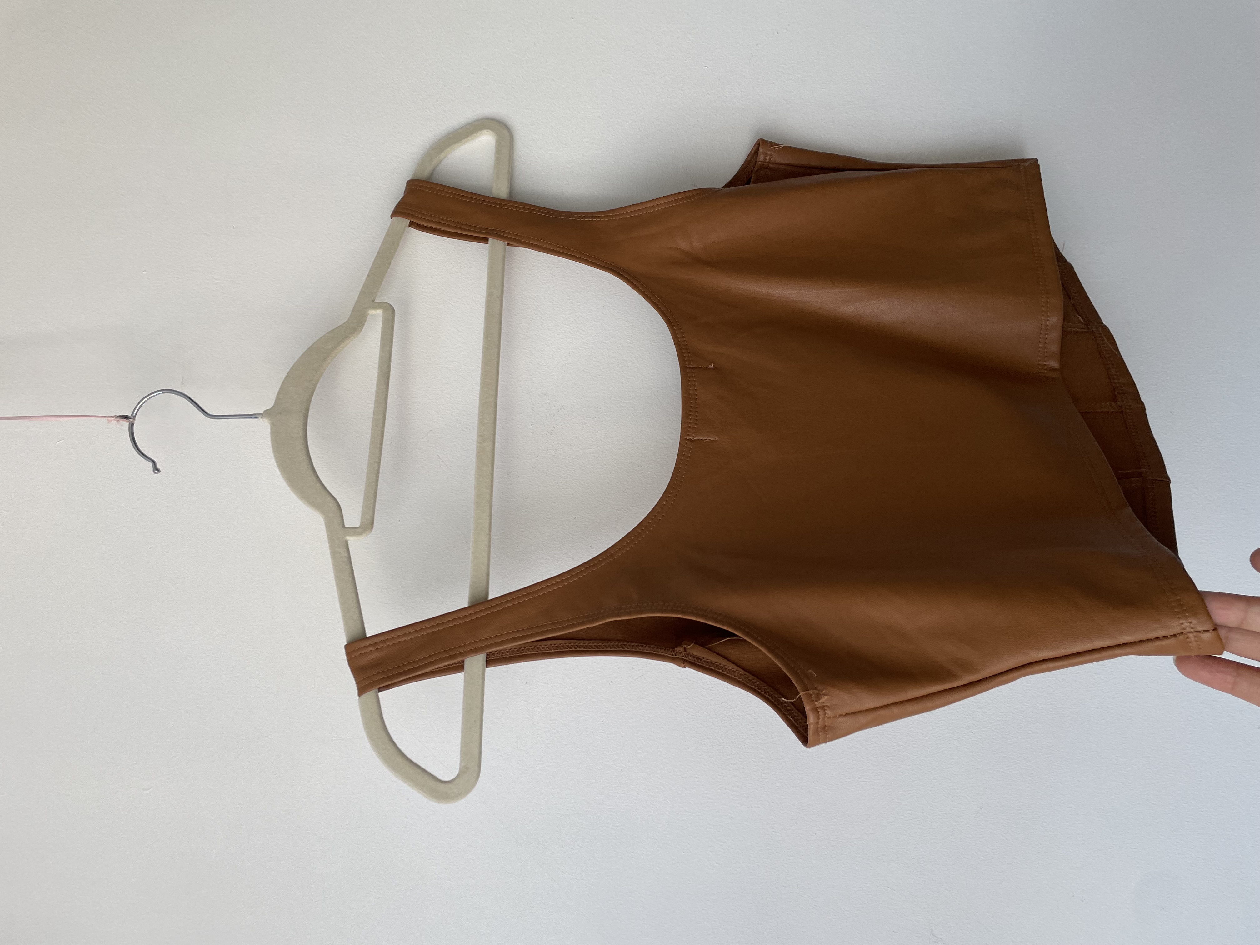 Top camel. Talla: L 4