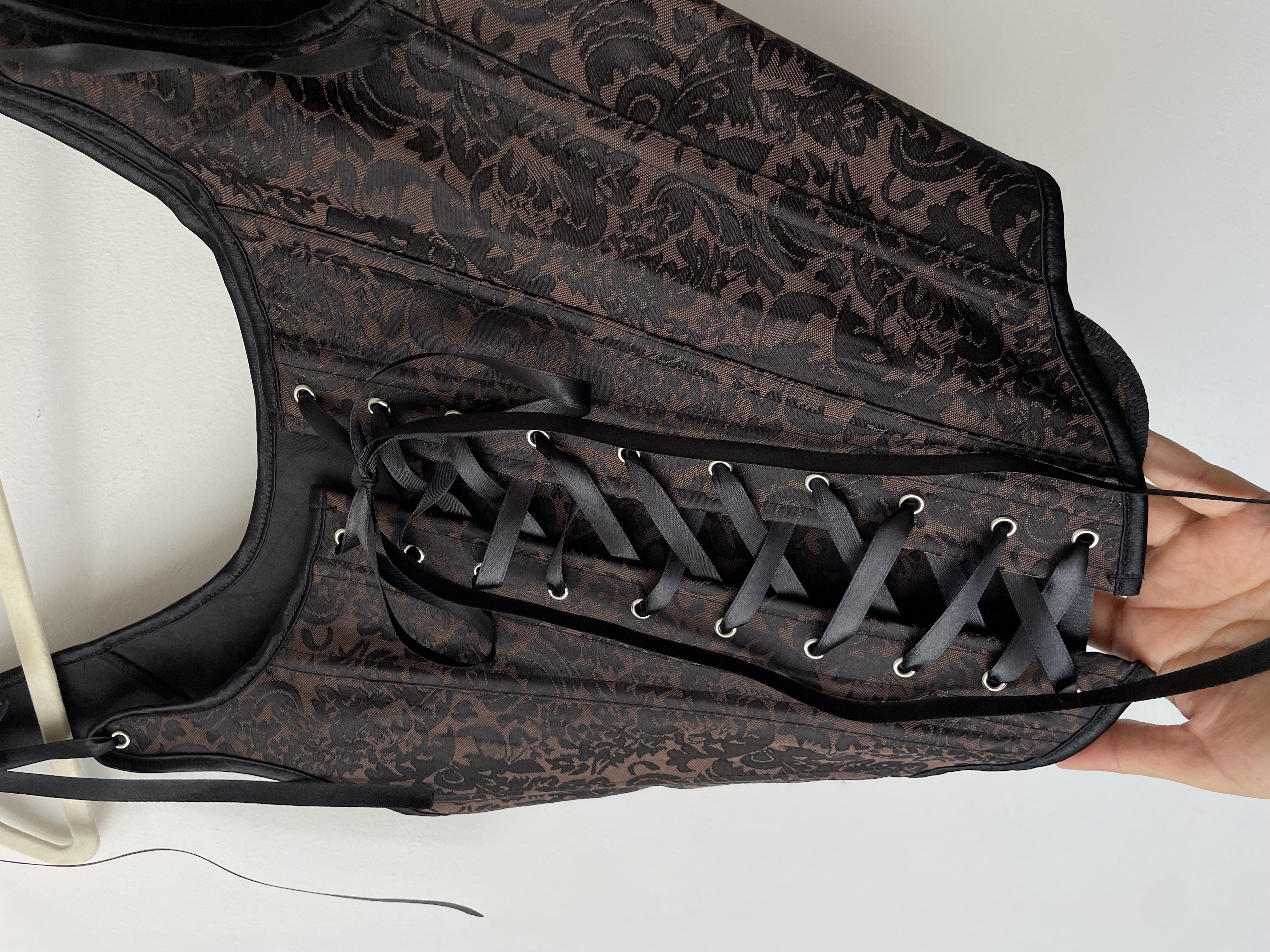 Corsé café. Talla: M chico (S/M) 3