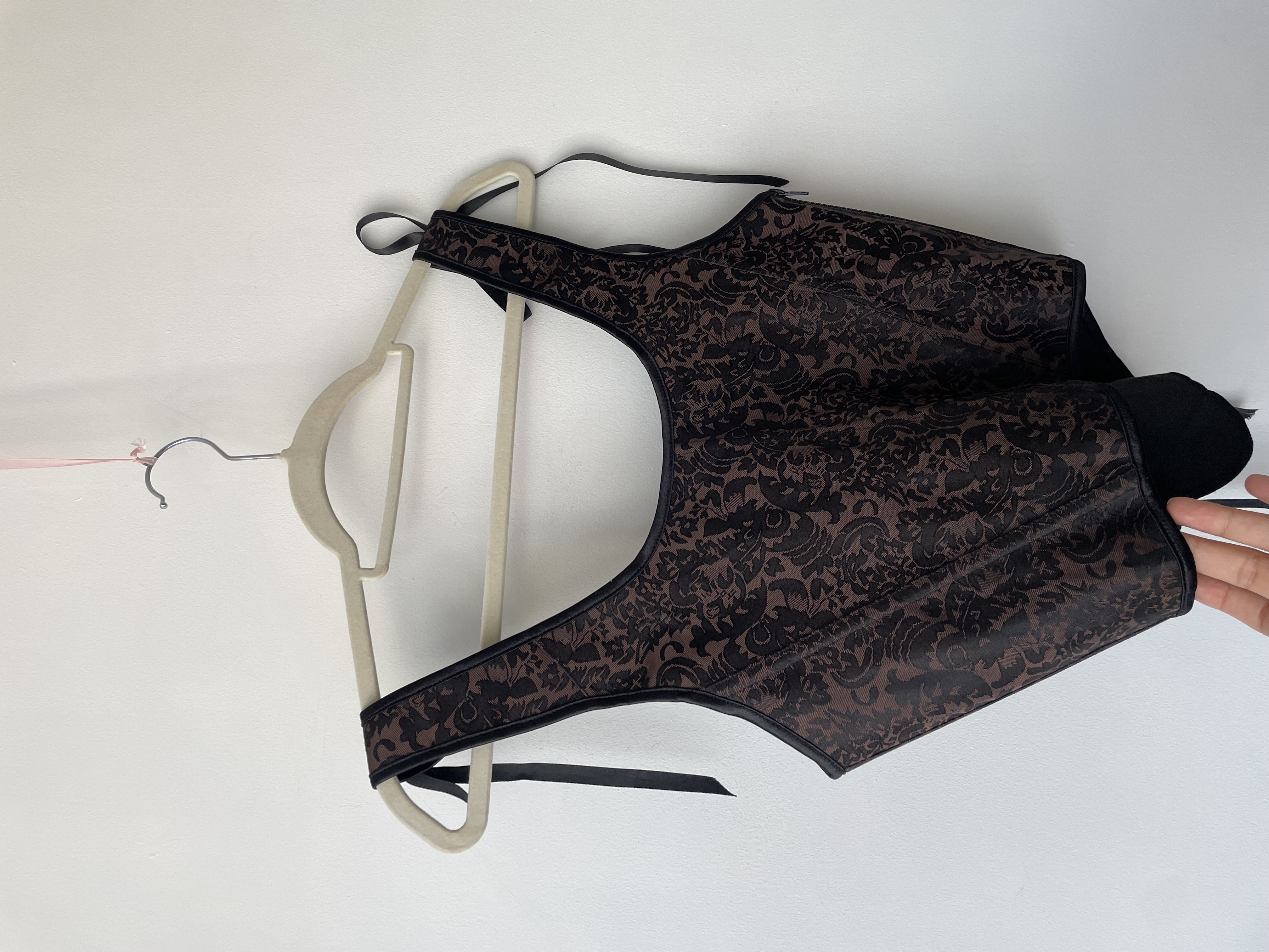 Corsé café. Talla: M chico (S/M) 6