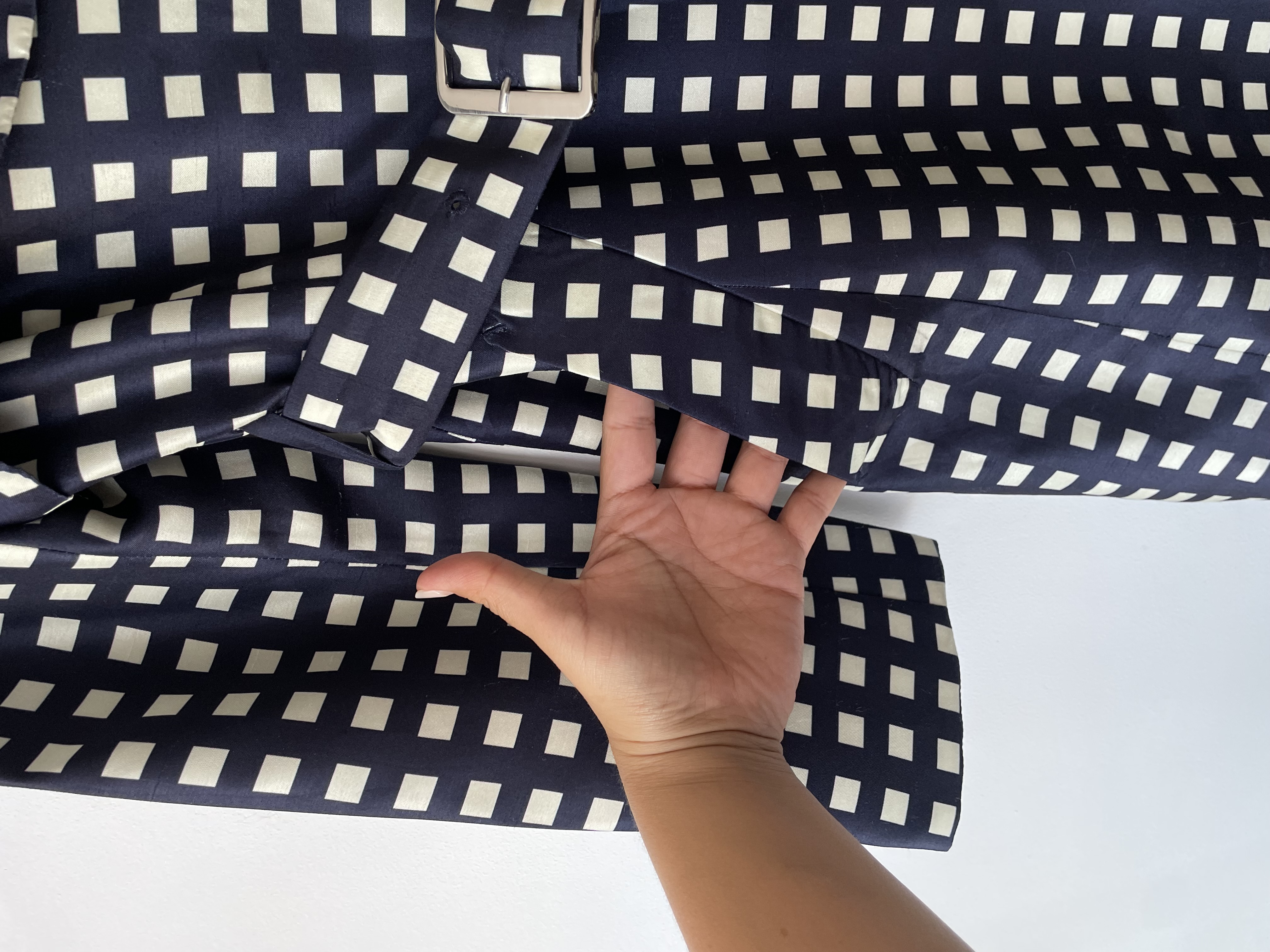 Trench cuadrados. Talla: M 3