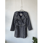 Trench cuadrados. Talla: M 1