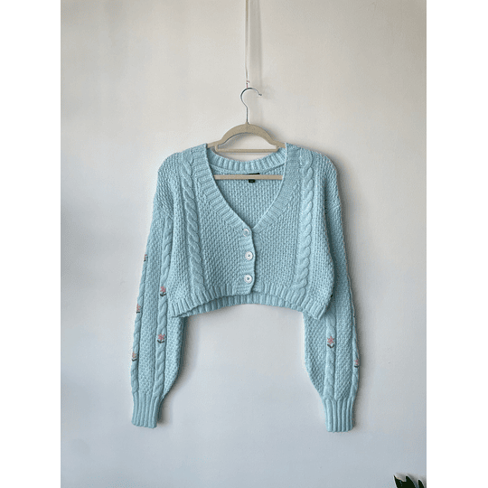 Cárdigan bordados. Talla: m