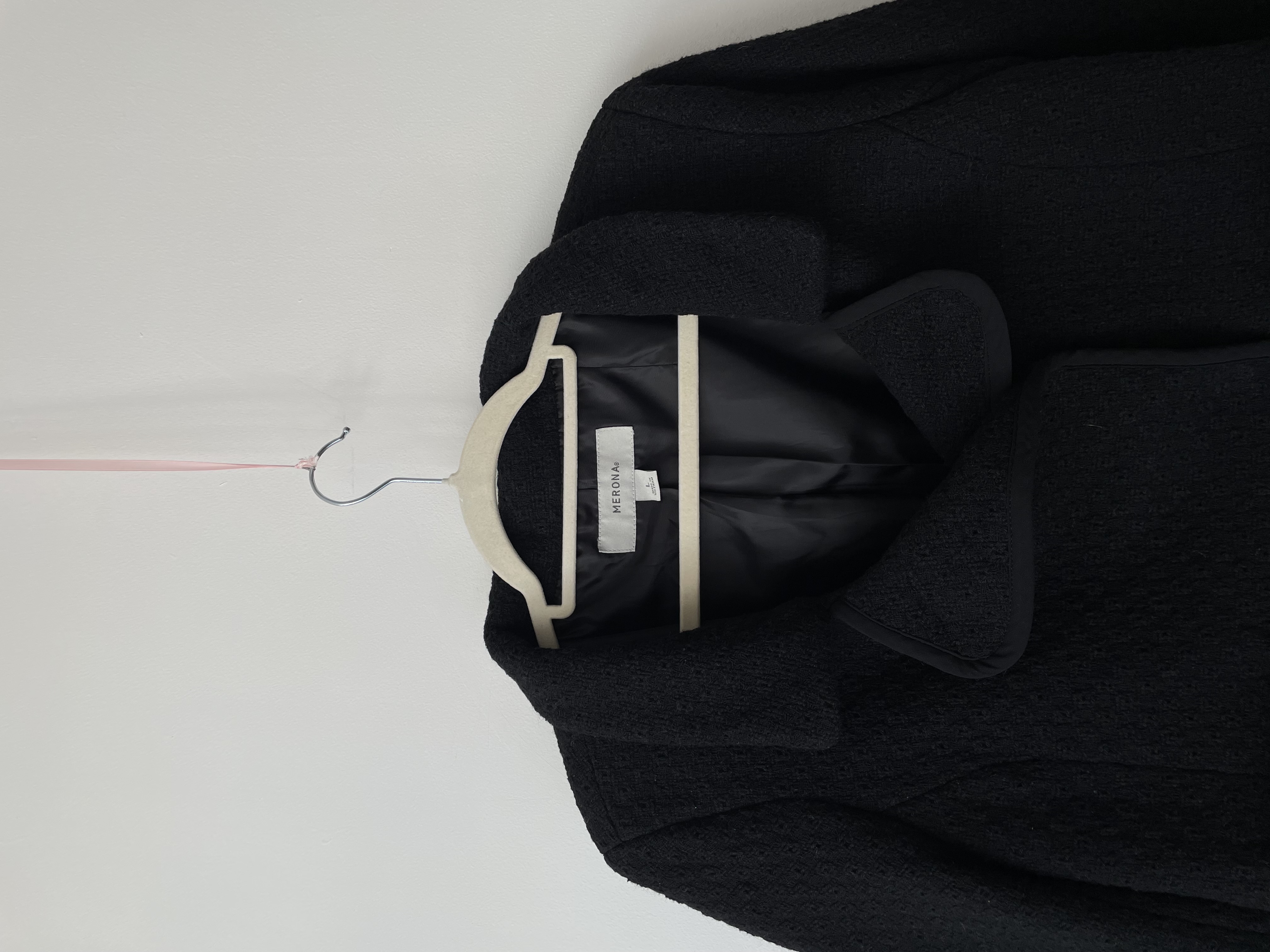 Chaqueta negra. Talla: L (M/L) 3