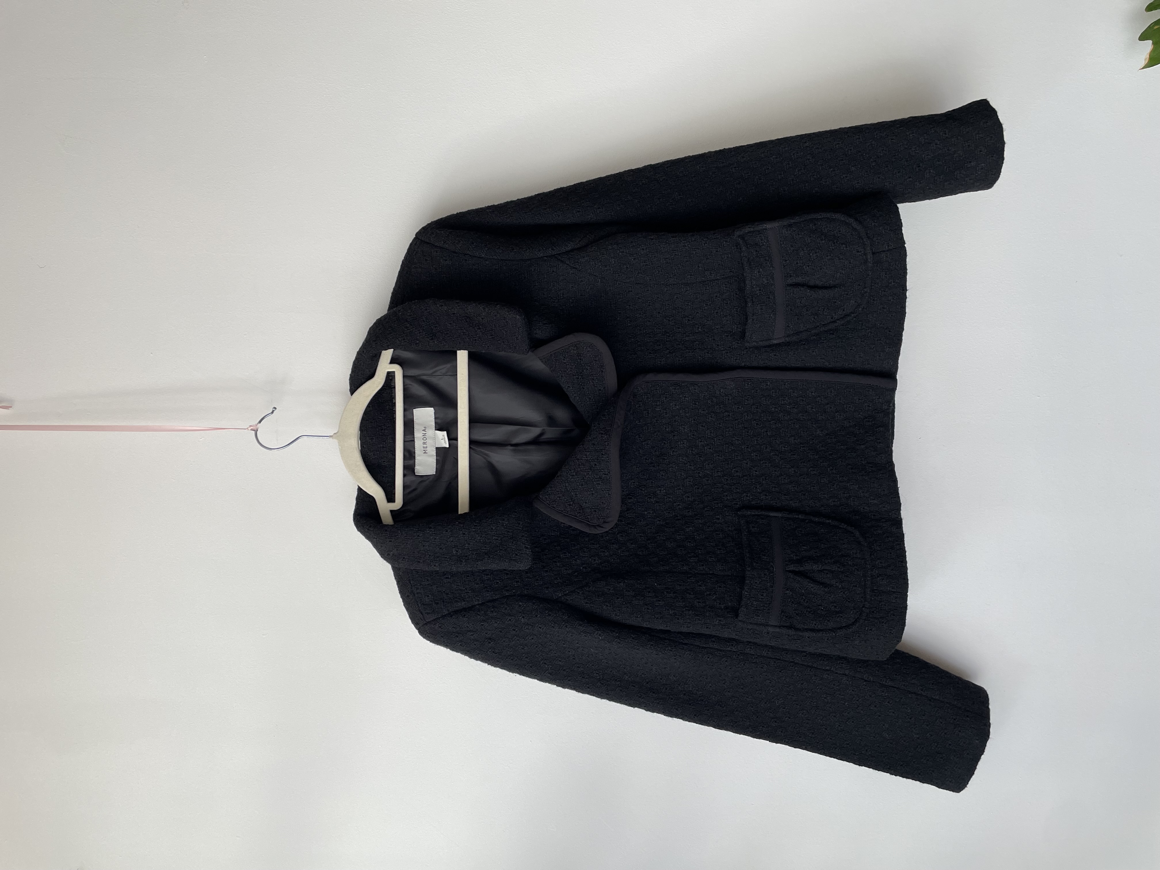 Chaqueta negra. Talla: L (M/L) 1