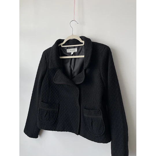 Chaqueta negra. Talla: L (M/L)