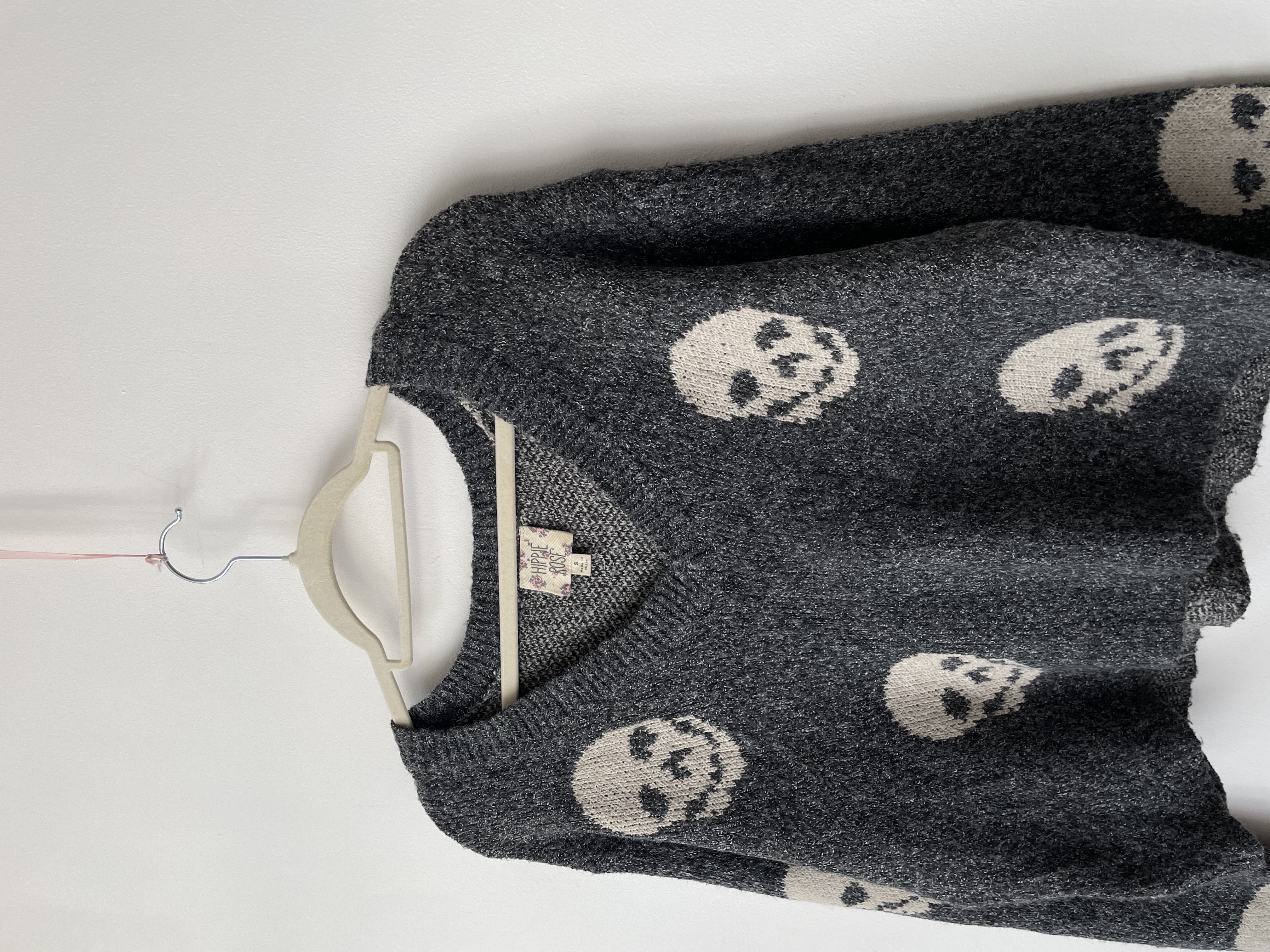 Sweater calaveras. Talla: S holgado 2