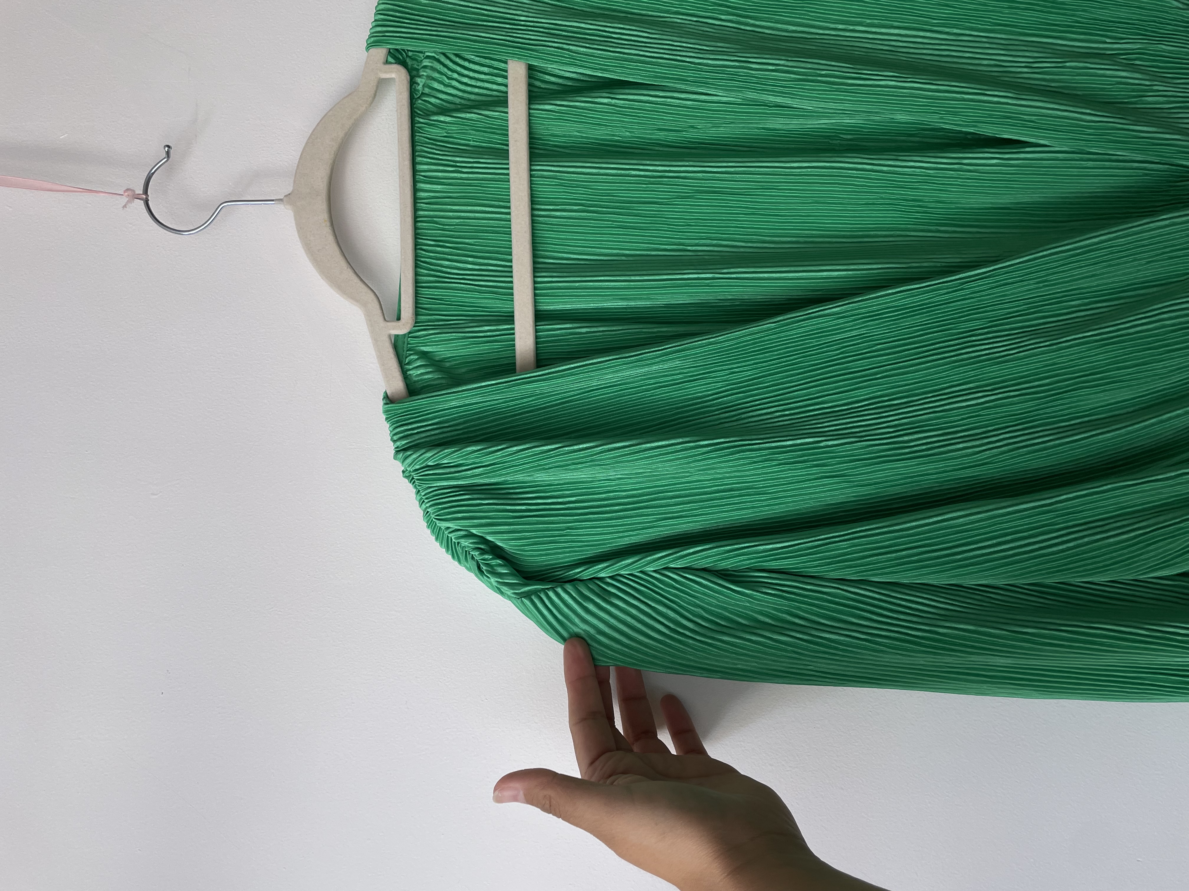 Blusa verde. Tala: S  3