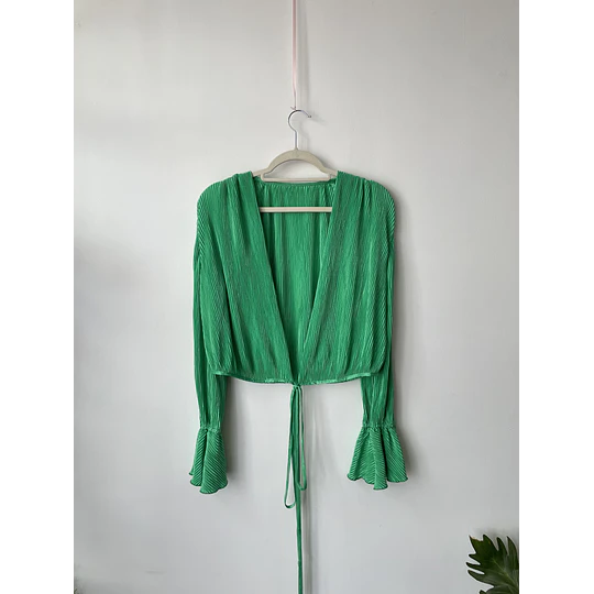 Blusa verde. Tala: S 