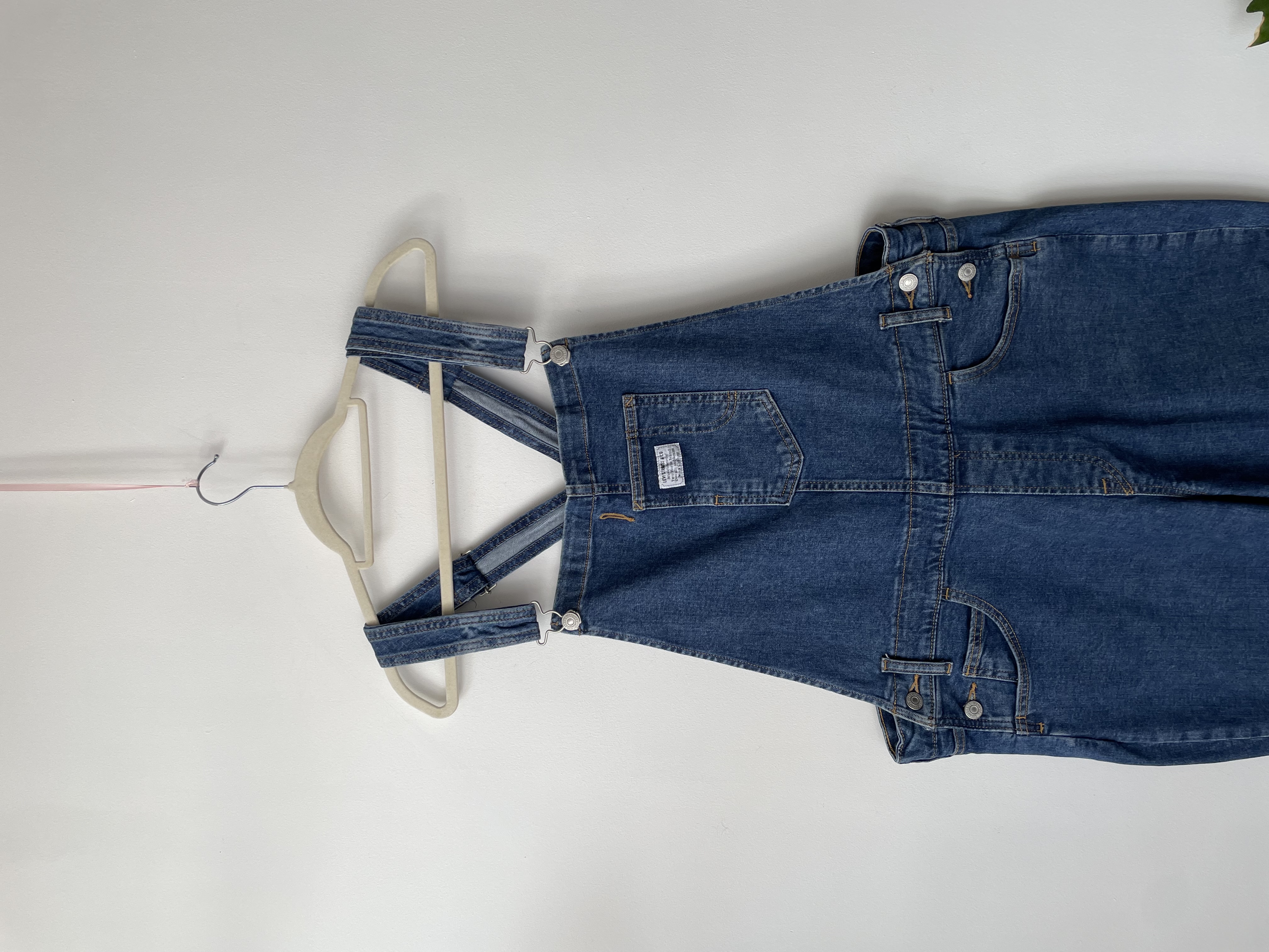 Jardinera Levi's. Tala: 18  (XL) 2