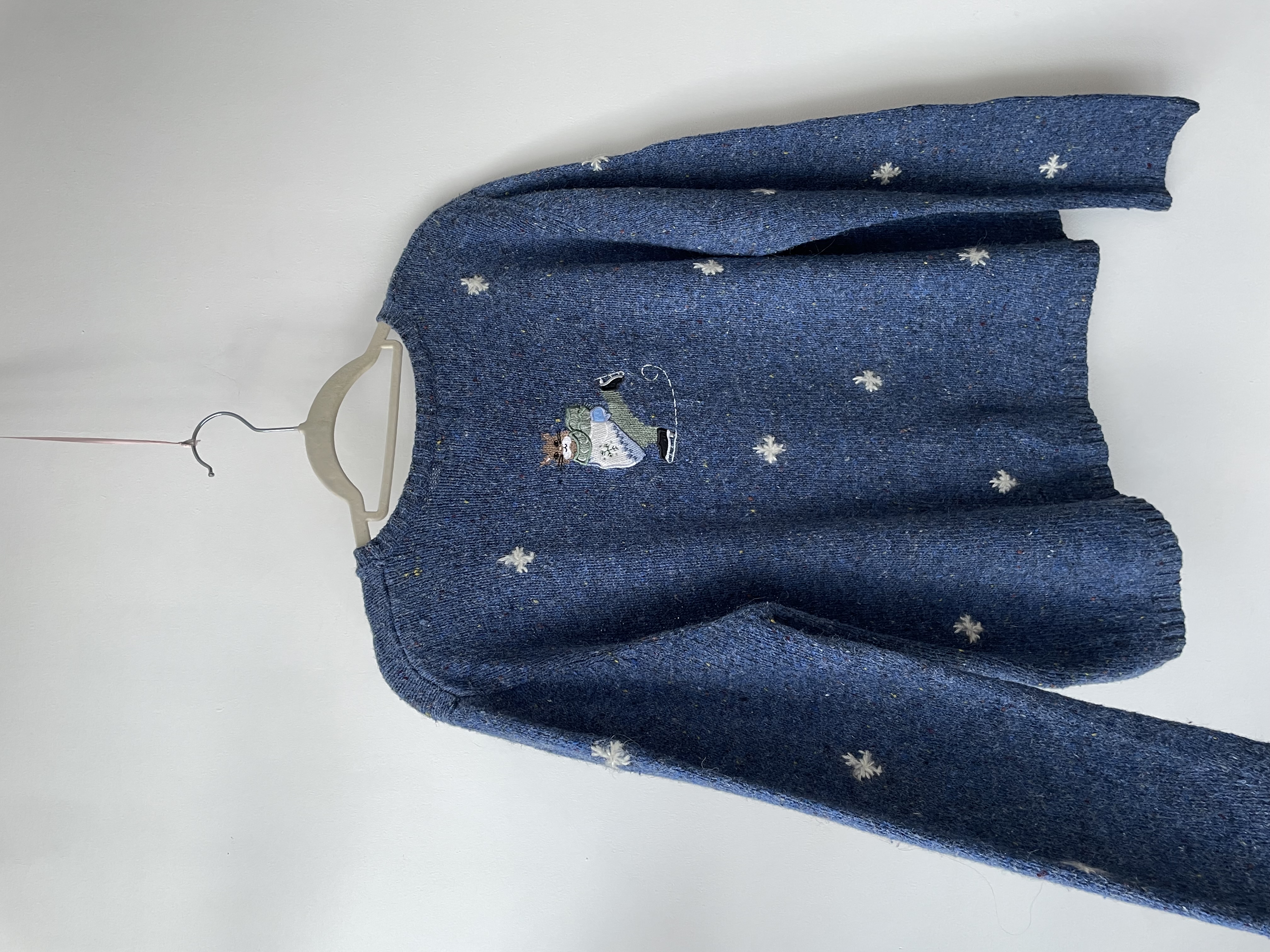 Sweater gato sky. Talla: M 3