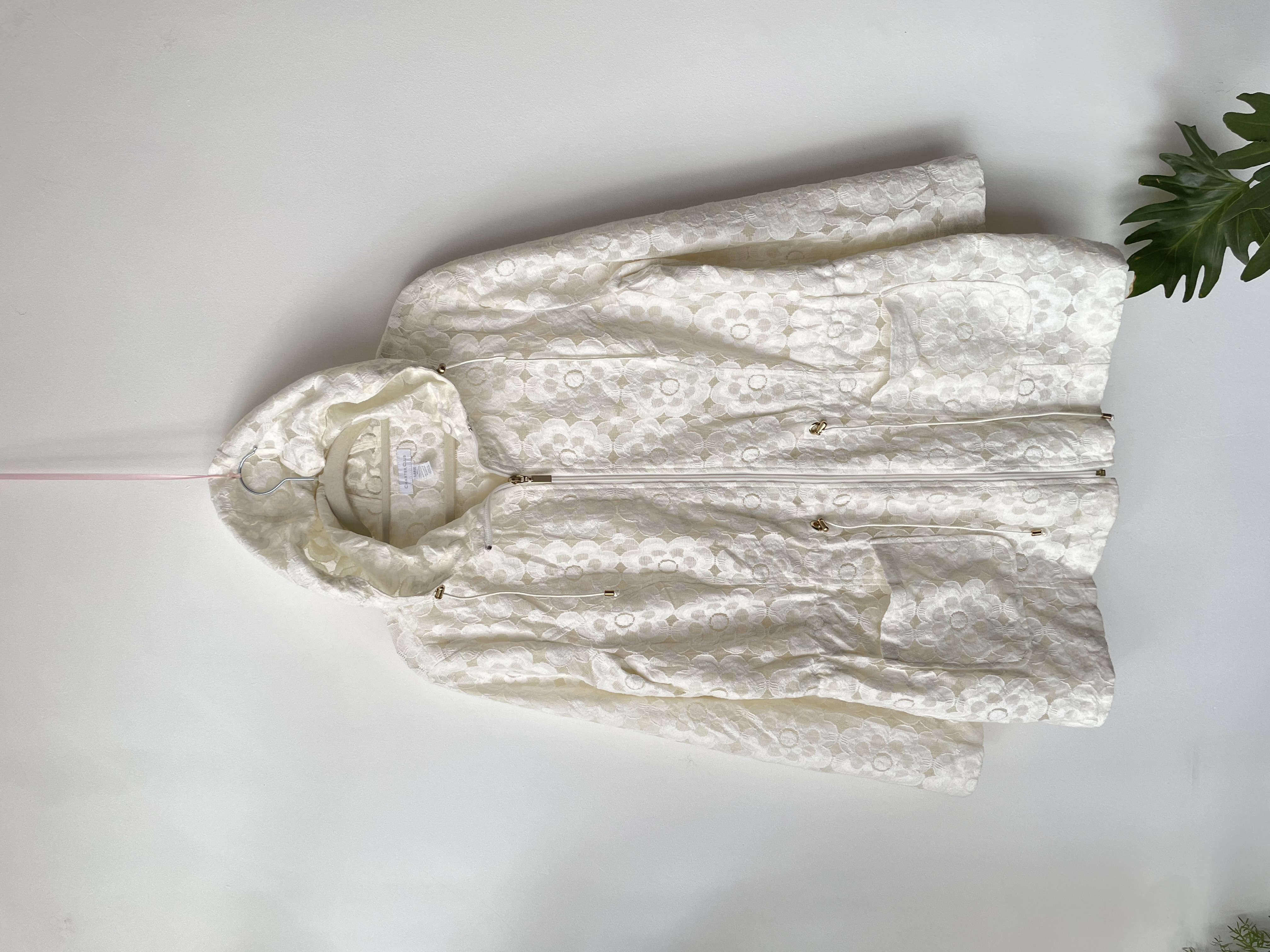 Chaqueta encaje. Talla: L 1