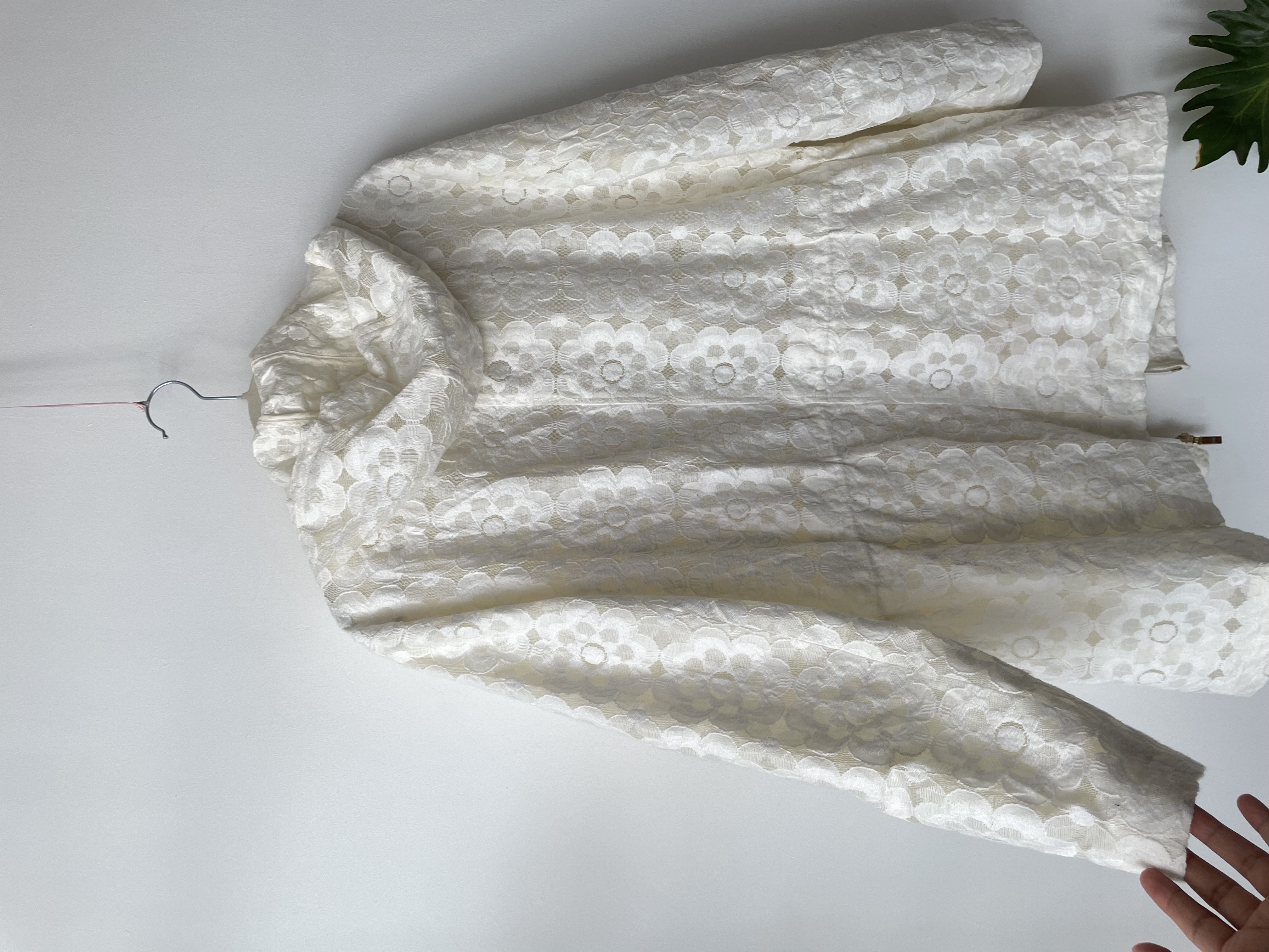 Chaqueta encaje. Talla: L 2