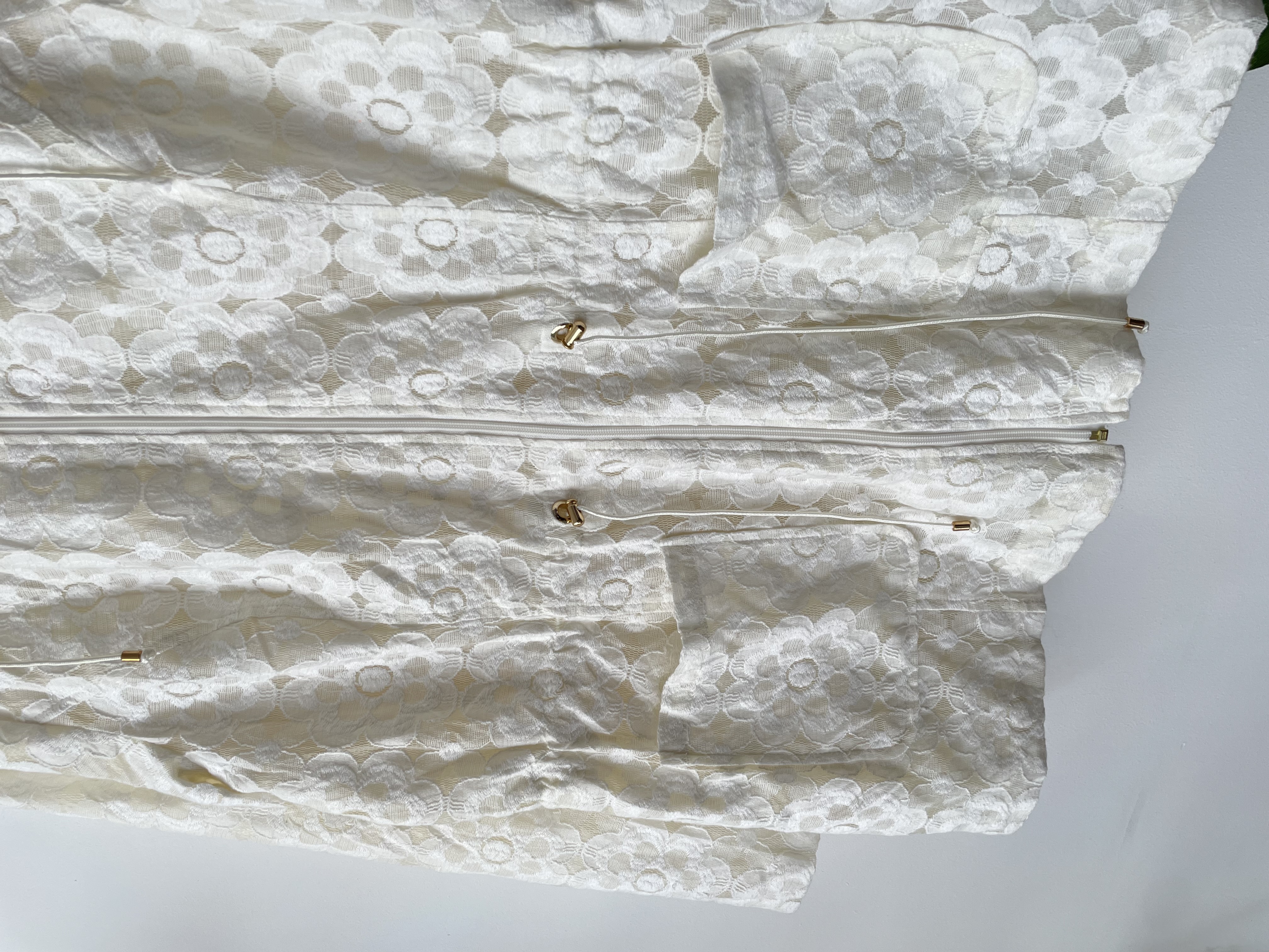 Chaqueta encaje. Talla: L 5