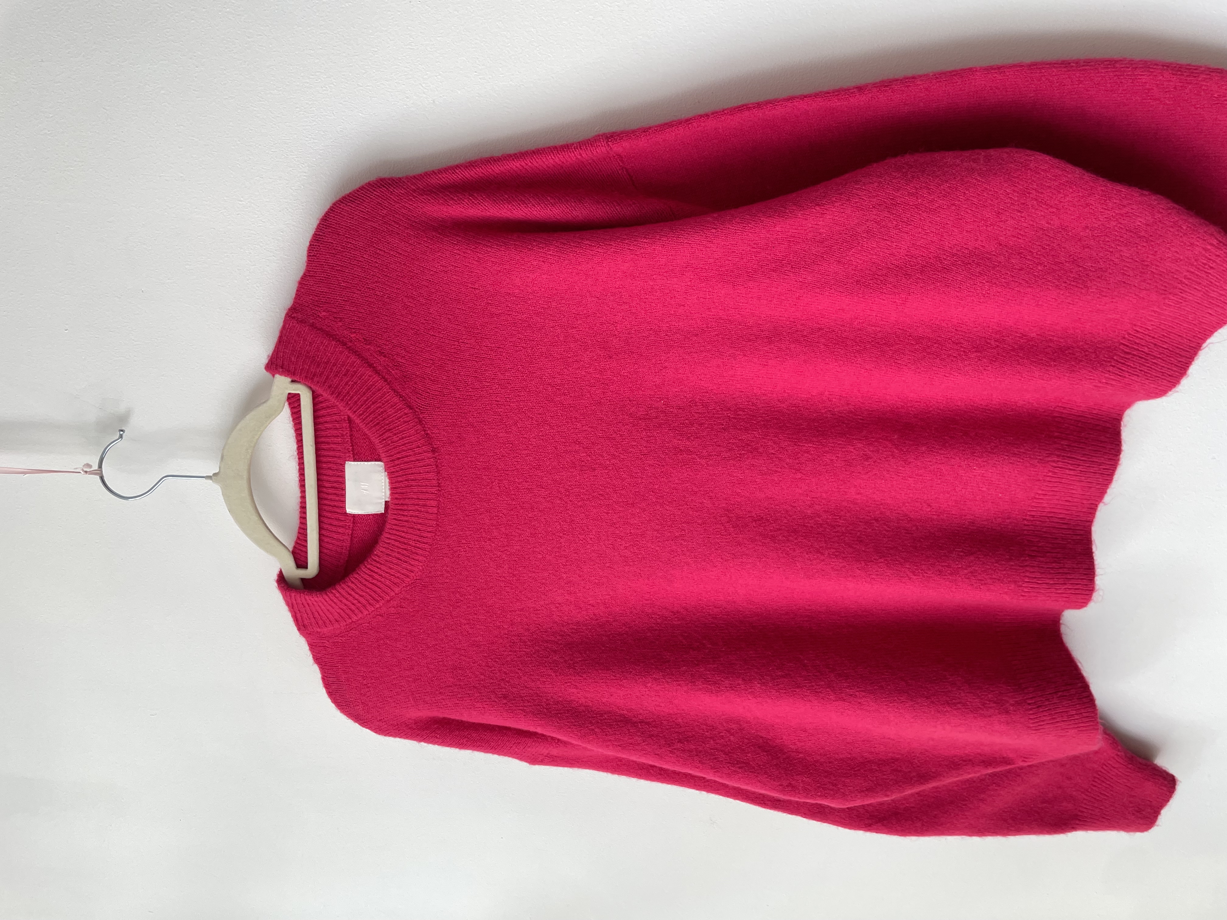 Sweater fucsia. Talla: M oversized 2