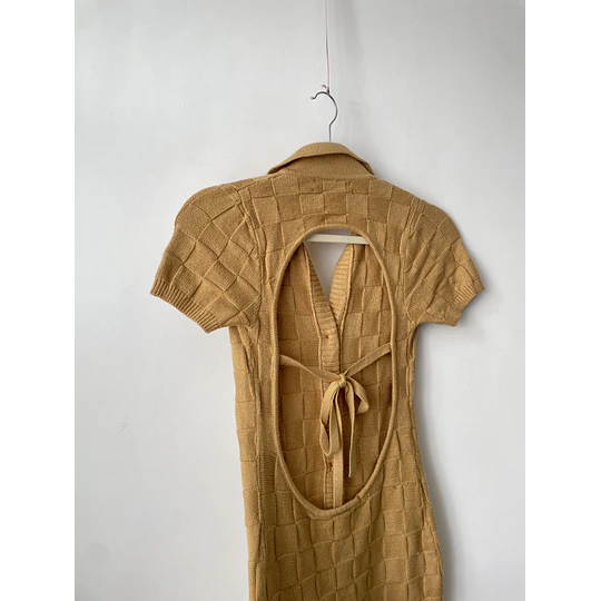 Vestido camel. Talla: S