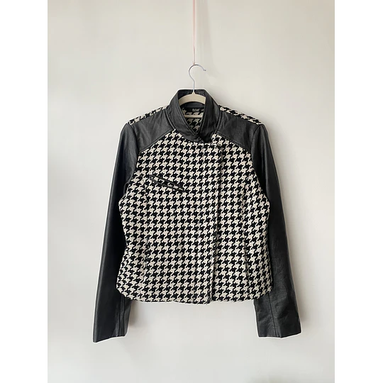 Chaqueta pata gallo. Talla: L