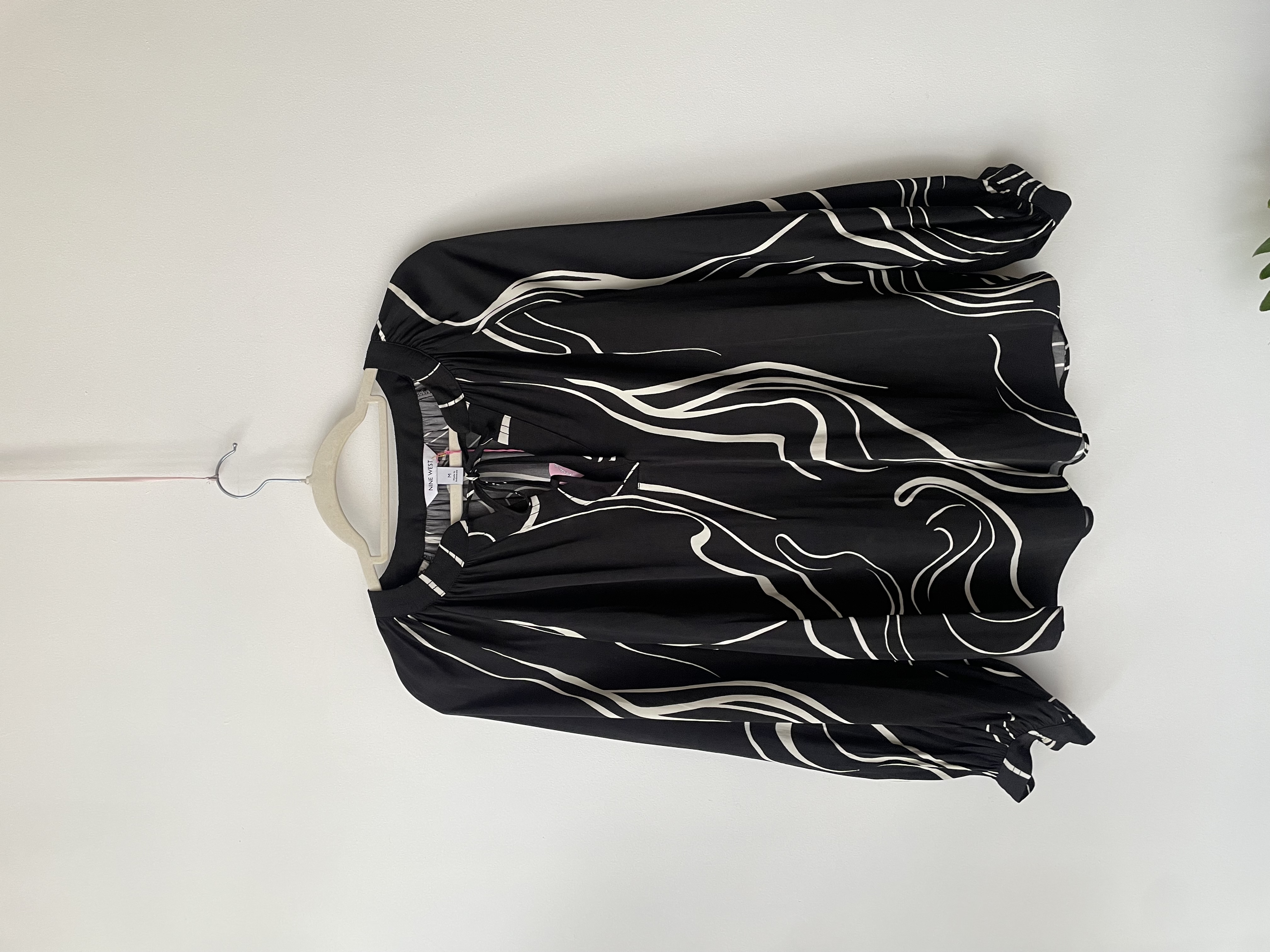 Blusa líneas lava. Talla: M 1