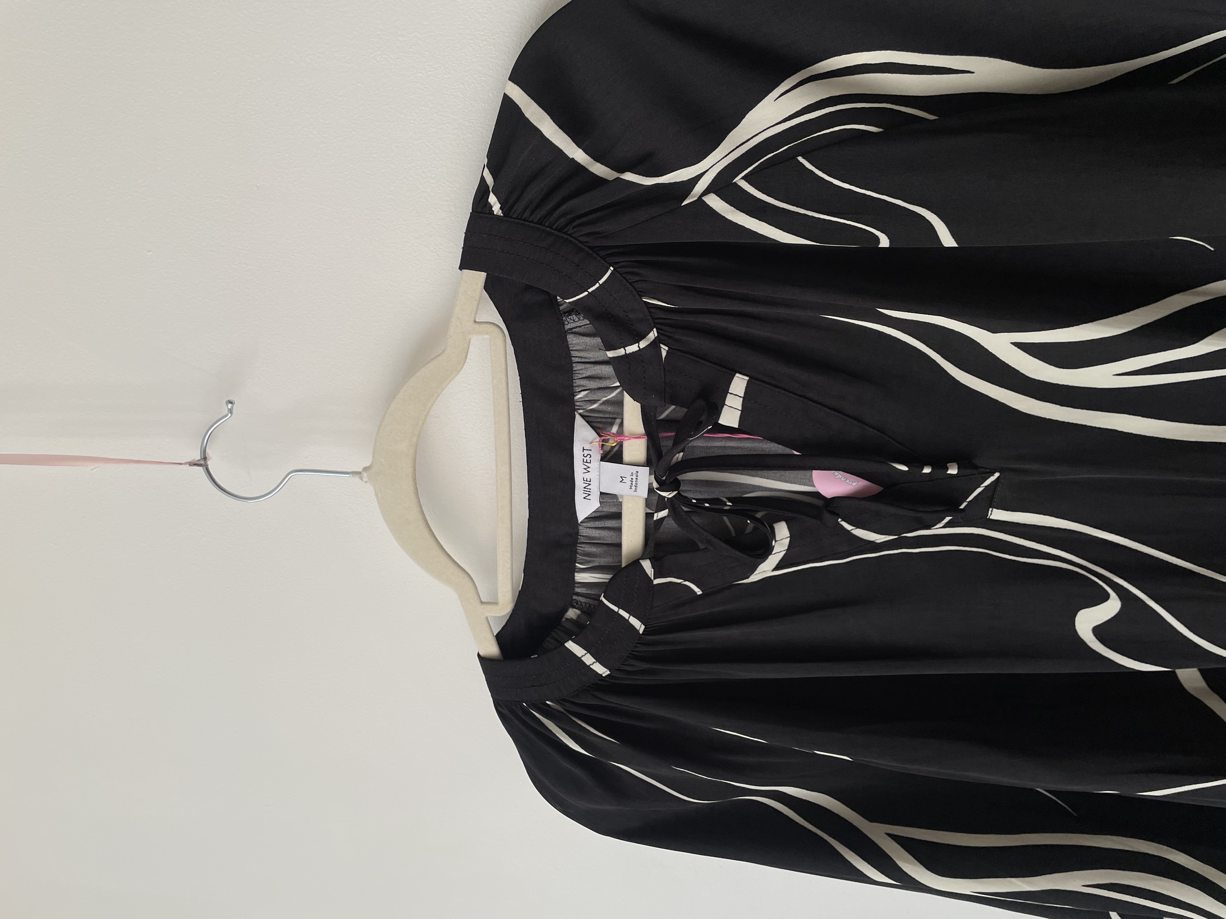 Blusa líneas lava. Talla: M 4