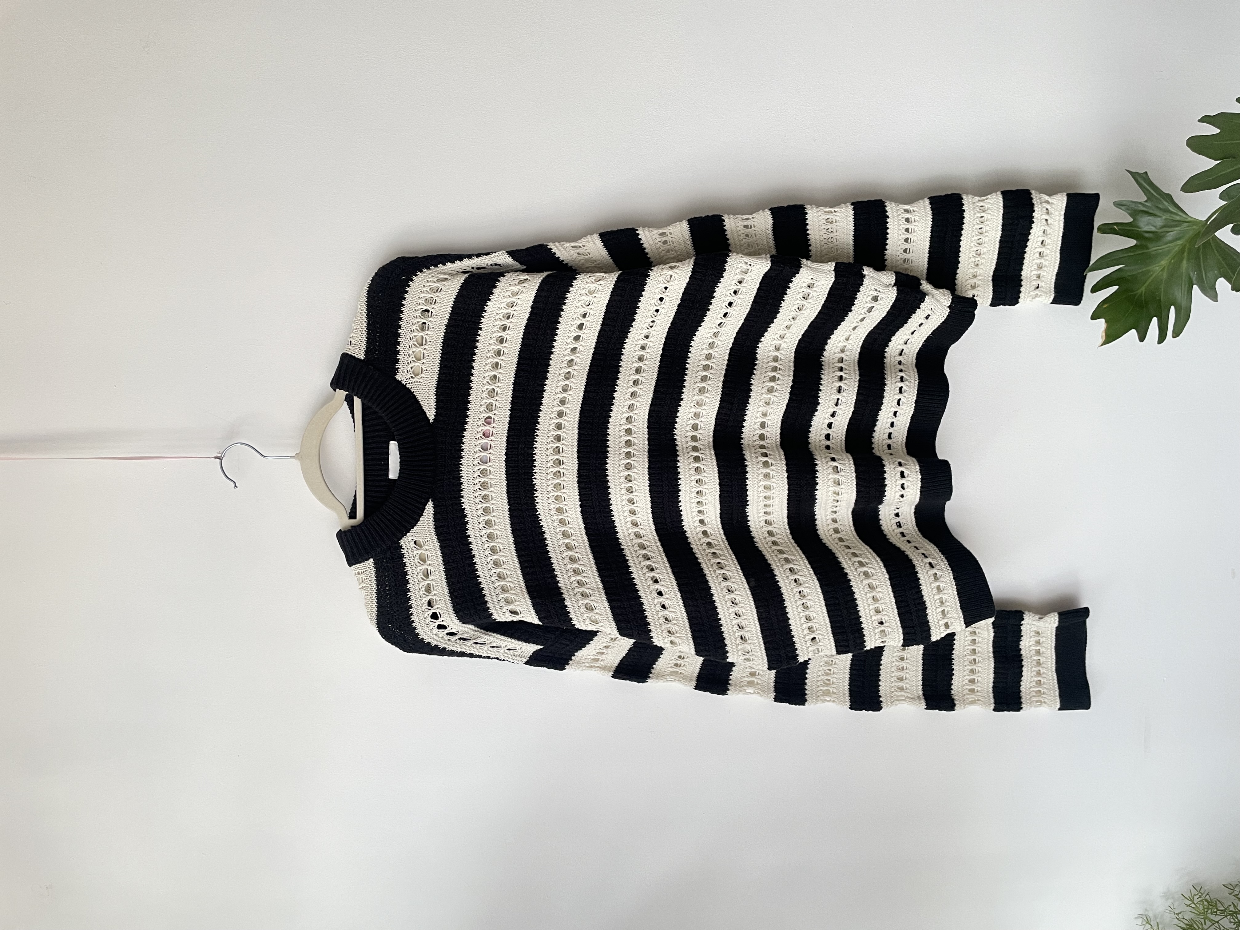 Sweater calado. Talla: S oversized 1