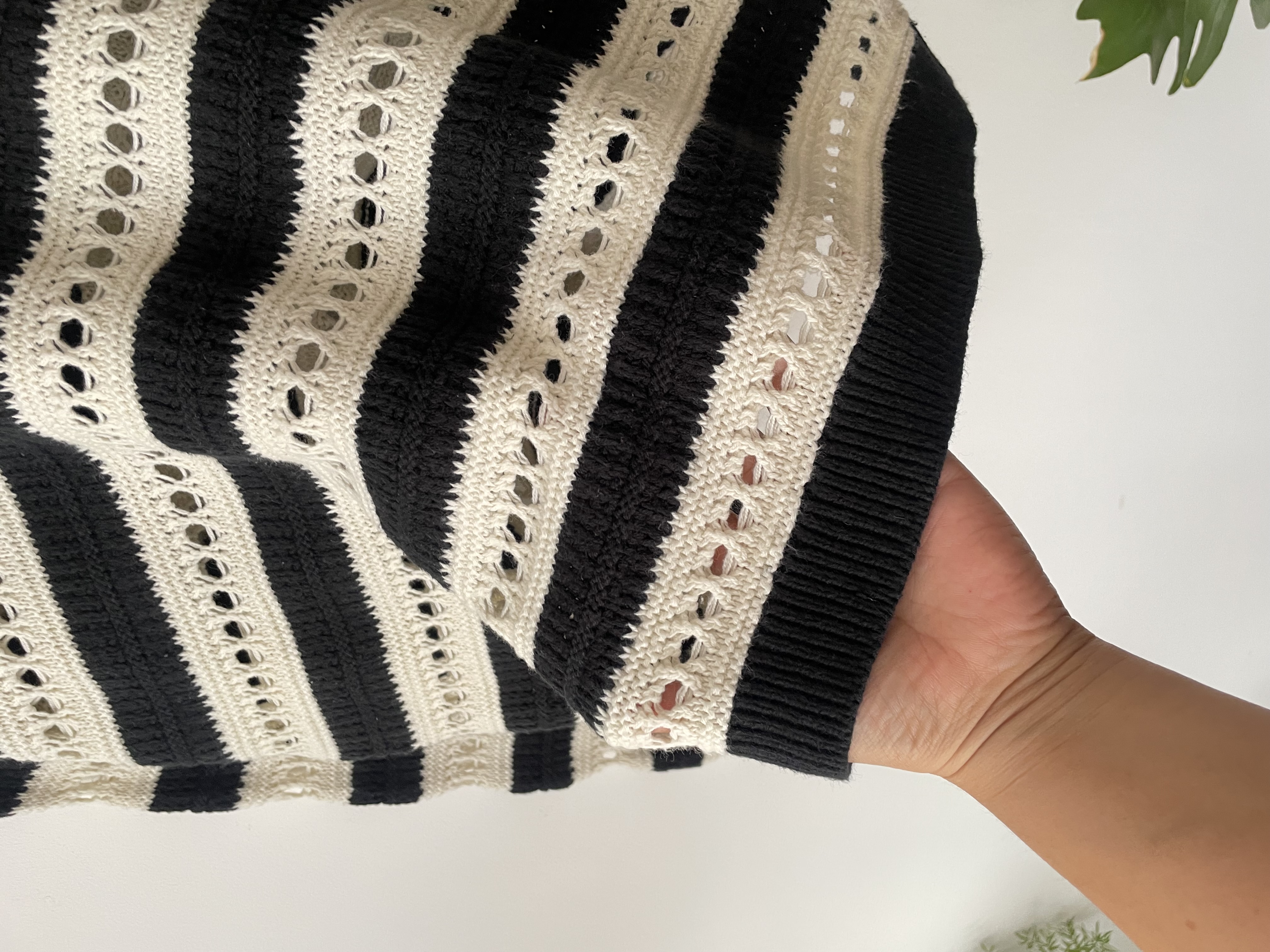 Sweater calado. Talla: S oversized 4