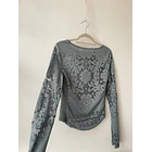 Blusa encaje. Talla: L  3