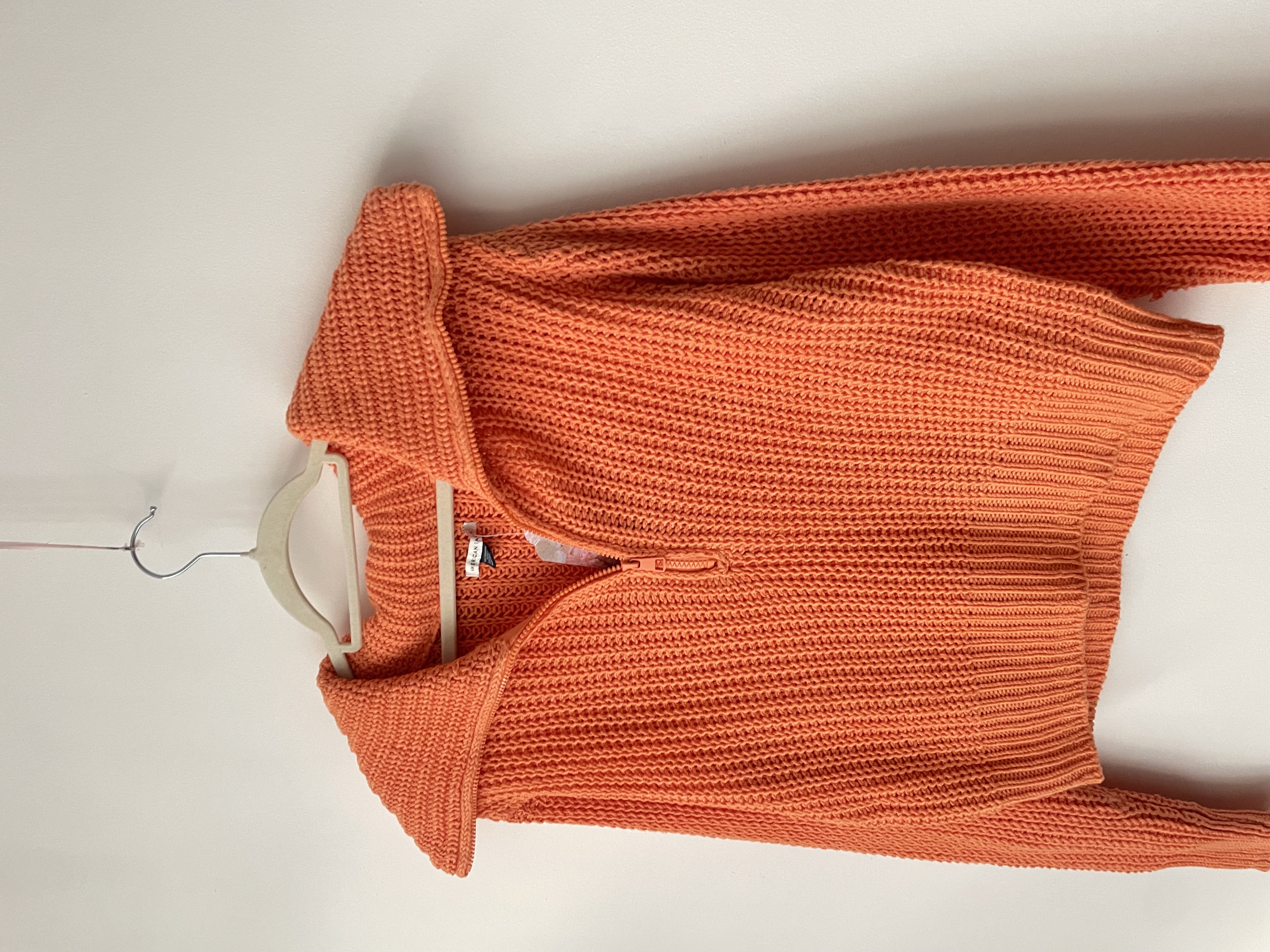 Sweater naranjo. Talla: XS holgado 2